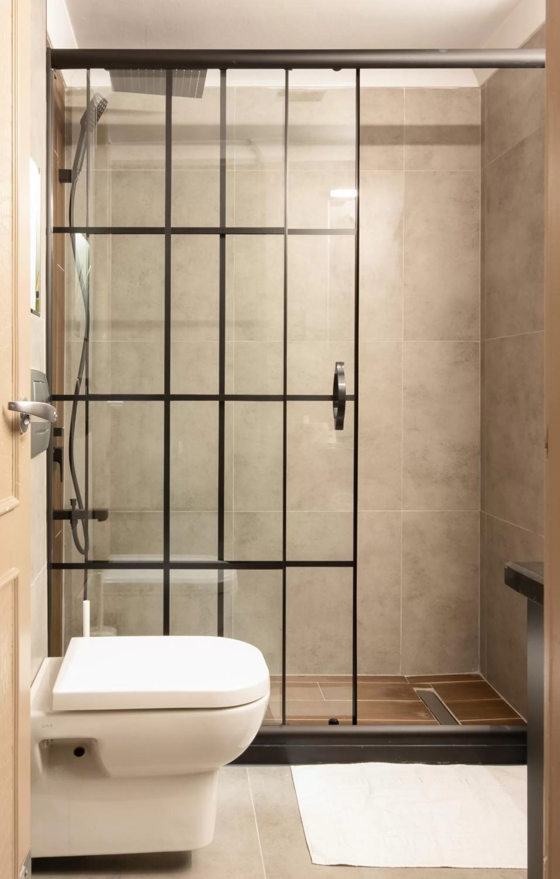 Shower in Antik Hotel Istanbul