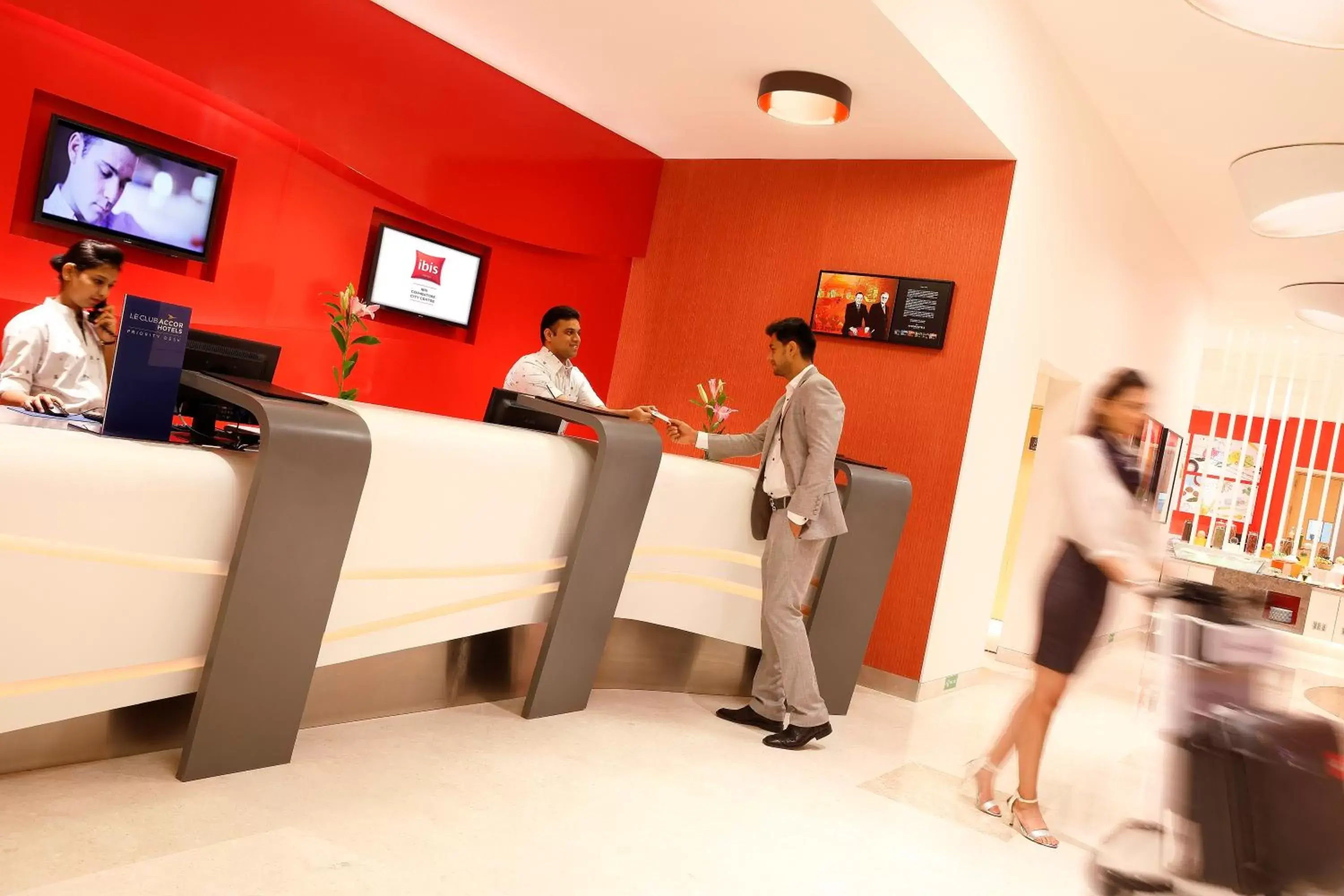 Lobby or reception in ibis Coimbatore City Centre - An Accor Brand