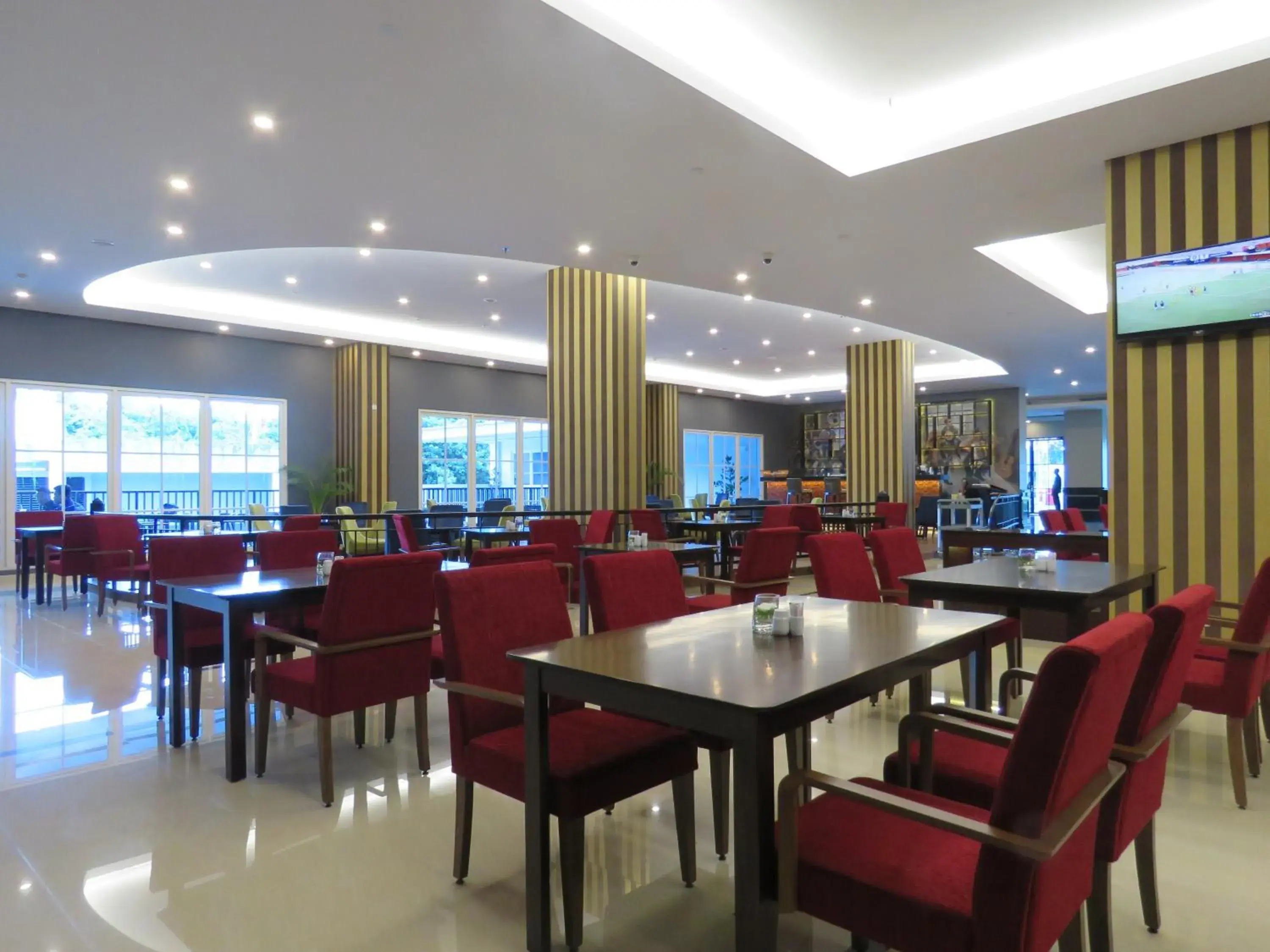 Restaurant/Places to Eat in d'primahotel Kualanamu Medan