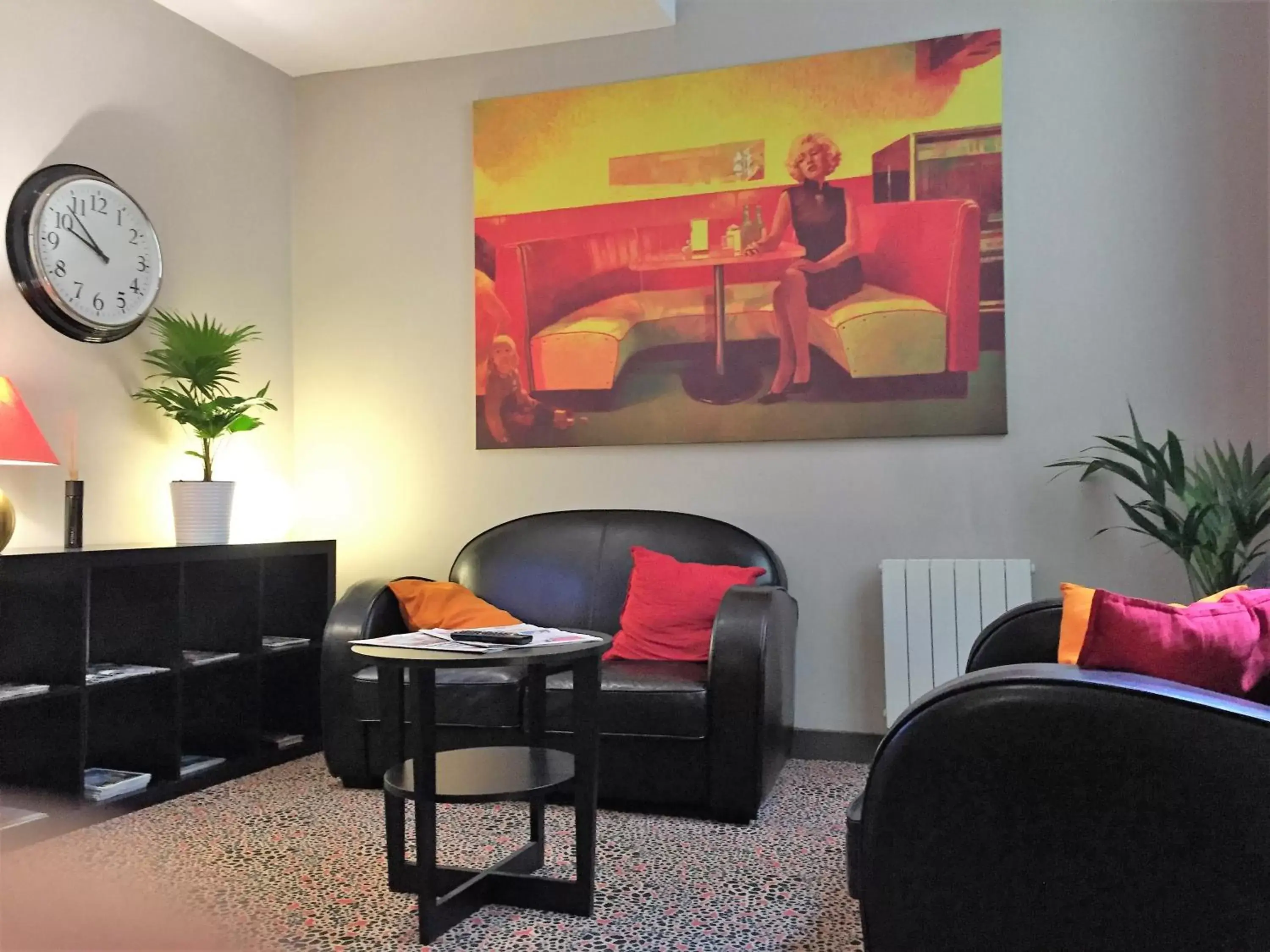 Property building in Hotel Gambetta Property building in Hotel Gambetta