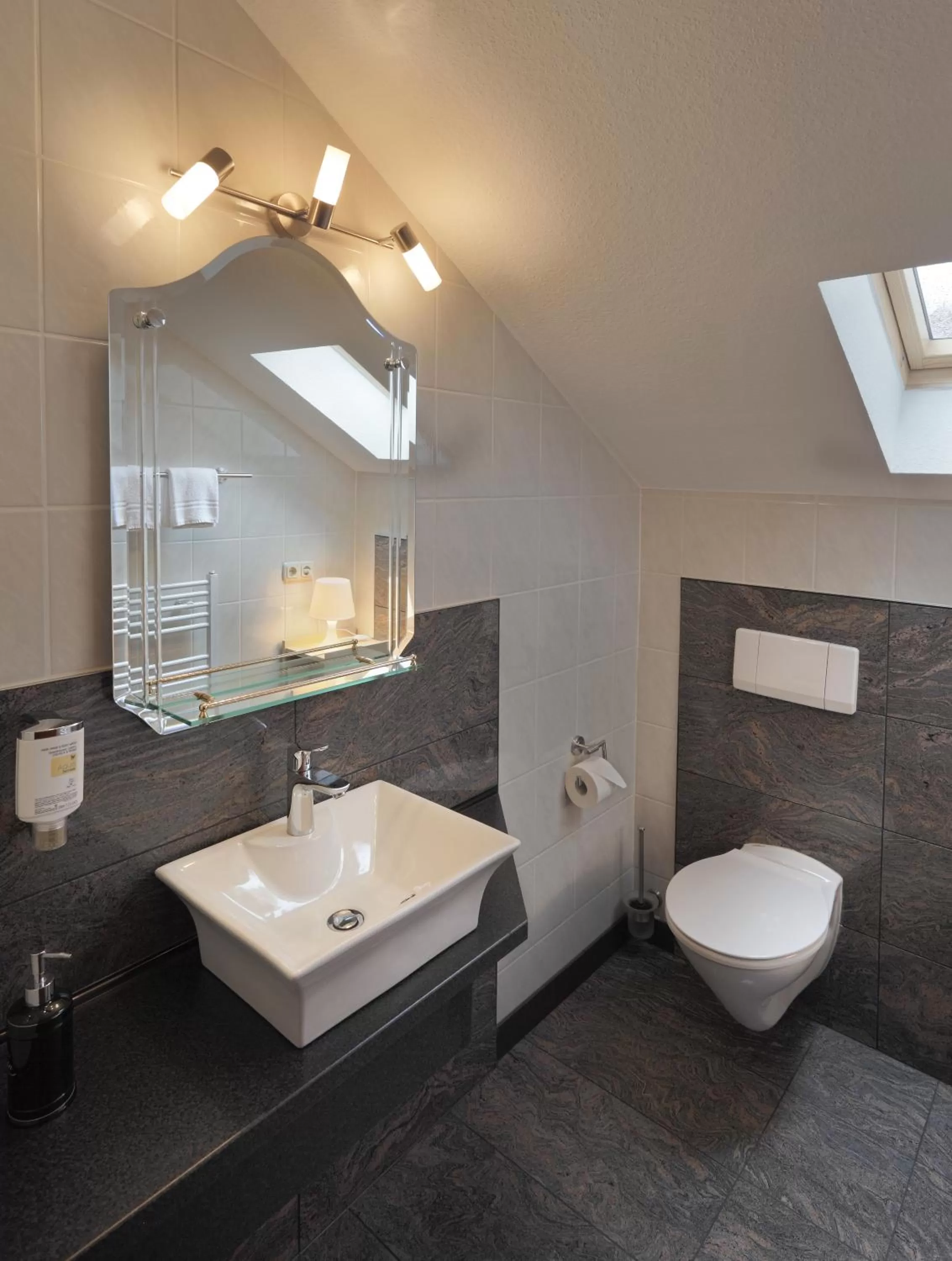 Toilet in Hotel Forsthaus