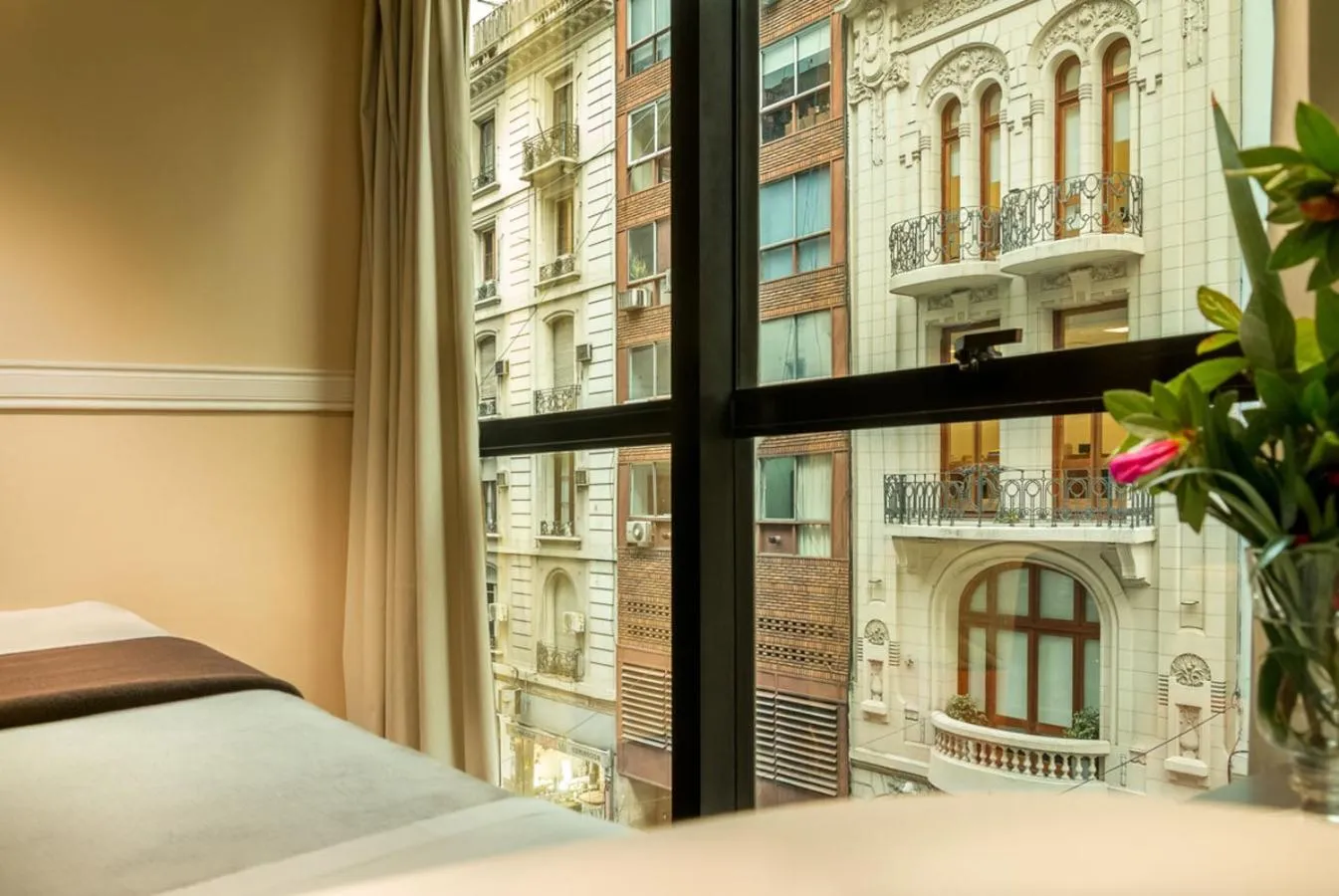 View (from property/room), Bed in Up Viamonte Hotel