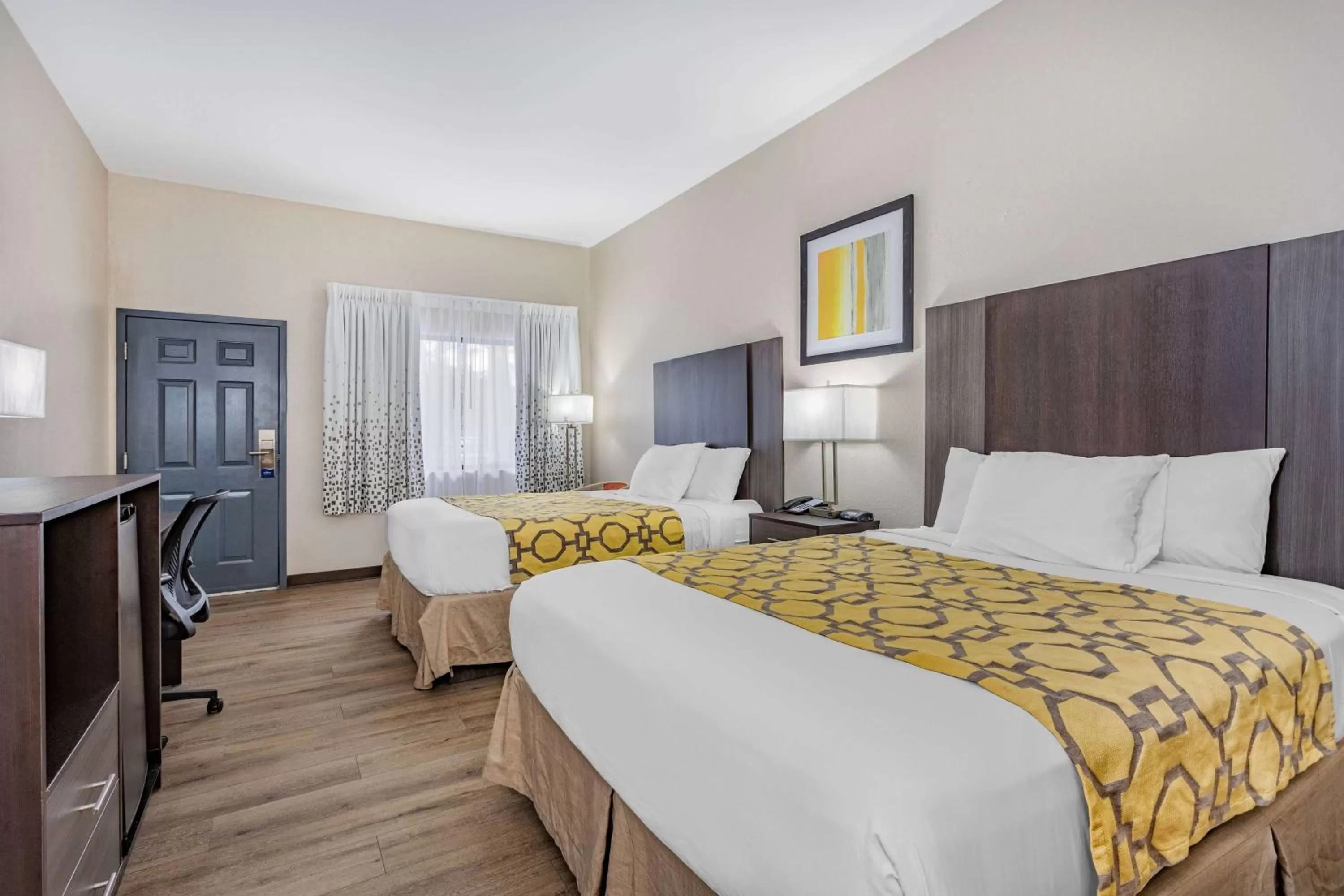 Photo of the whole room, Bed in Baymont by Wyndham Midway Tallahassee