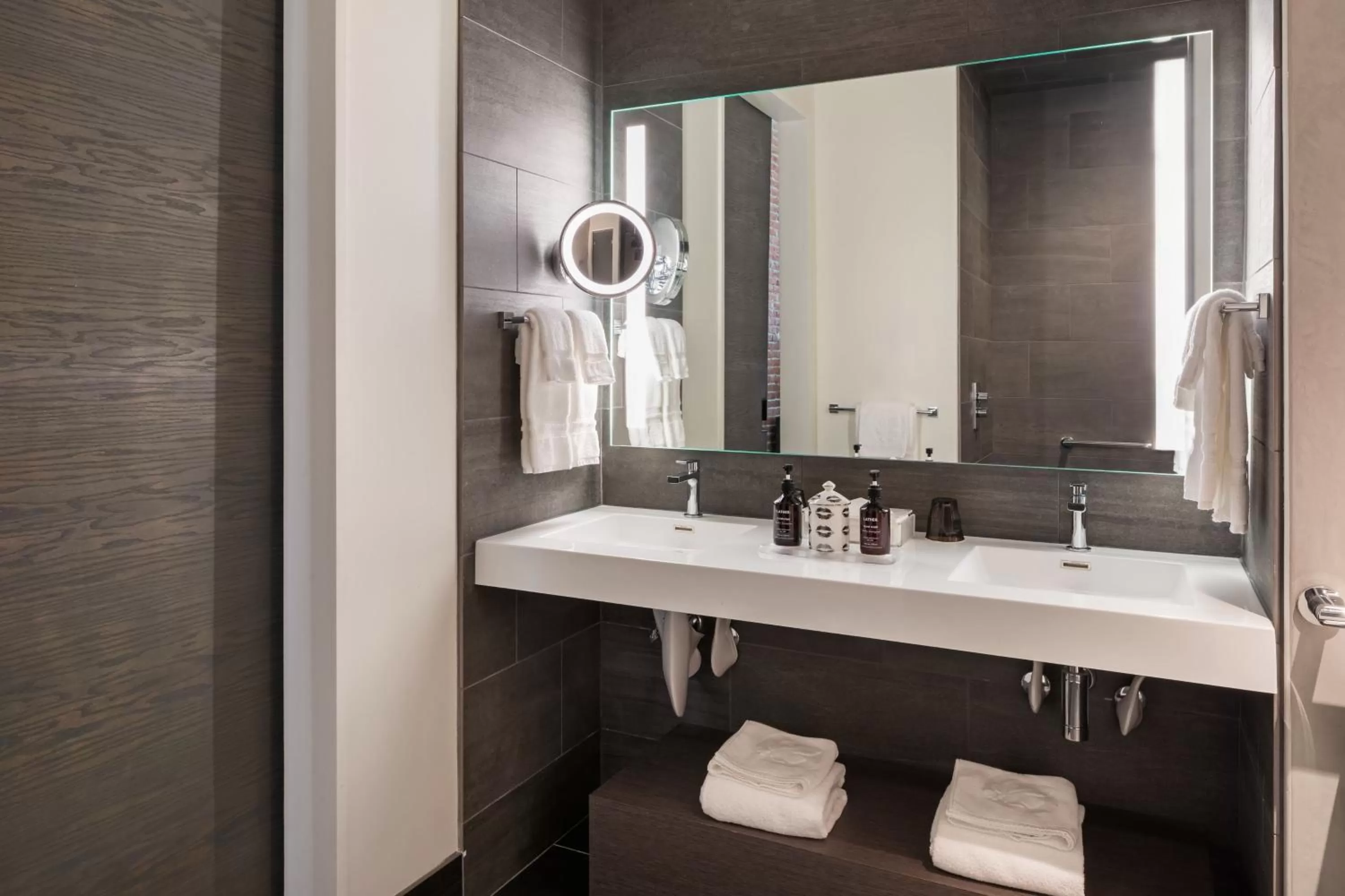 Bathroom in HOTEL CERRO, Autograph Collection