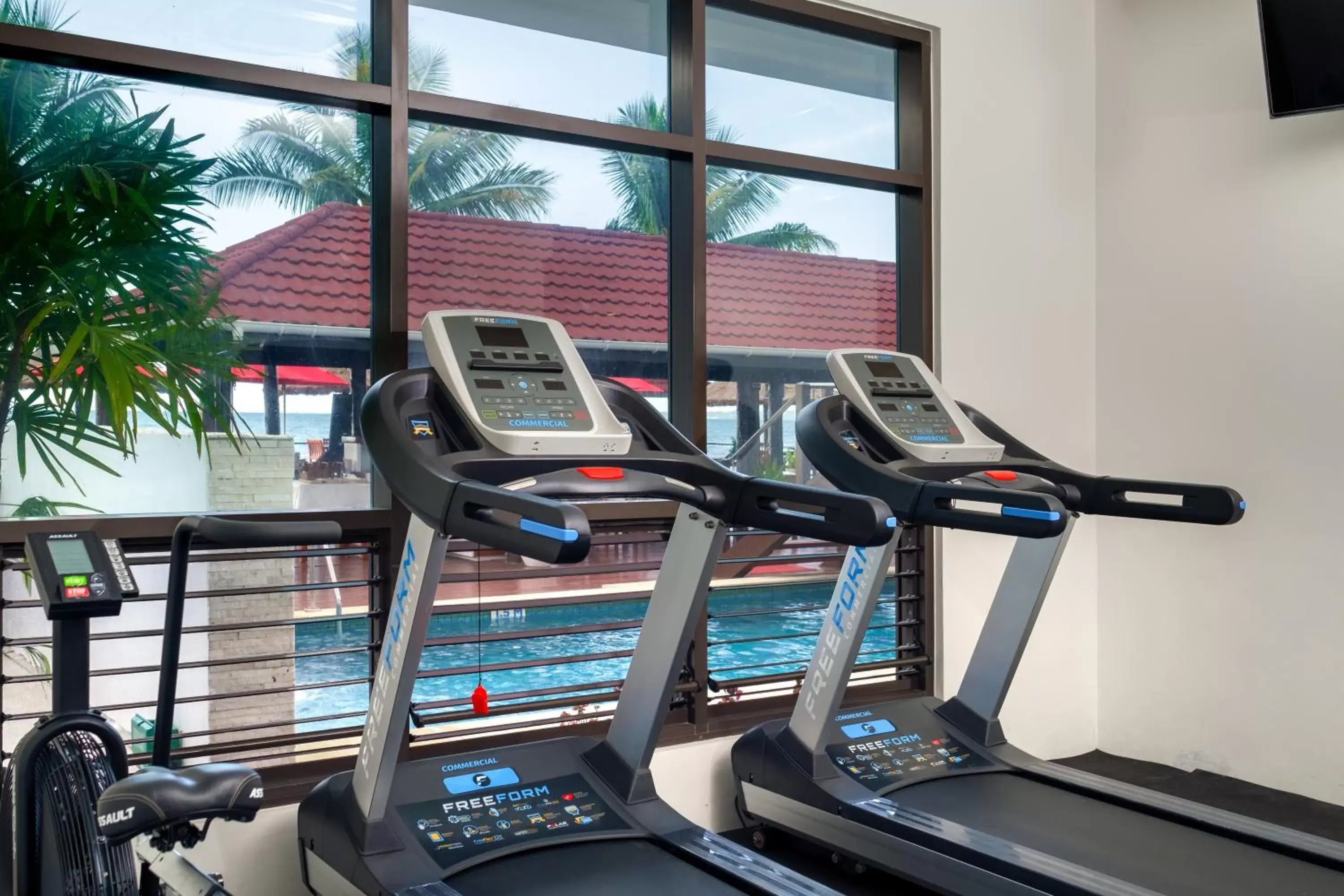 Fitness centre/facilities, Fitness Center/Facilities in Ramada Suites by Wyndham Wailoaloa Beach Fiji