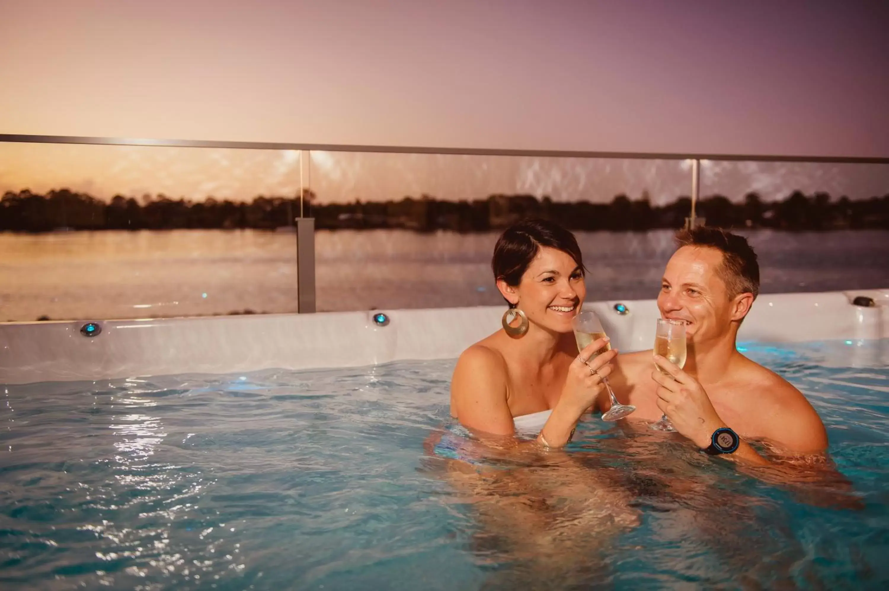 Hot Tub, Swimming Pool in Ana Mandara Luxury Retreat