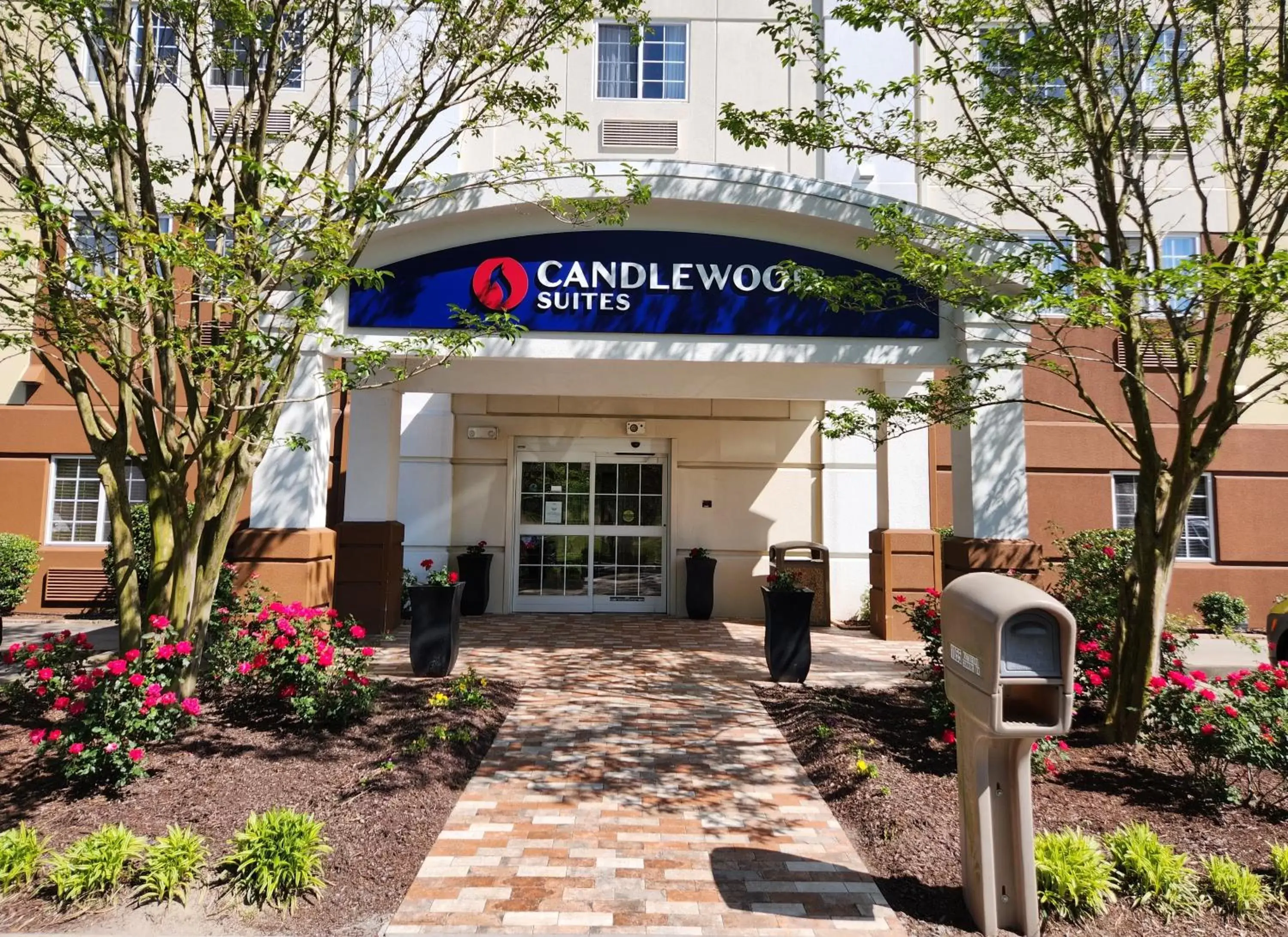 Facade/entrance, Property Building in Candlewood Suites Greenville NC, an IHG Hotel