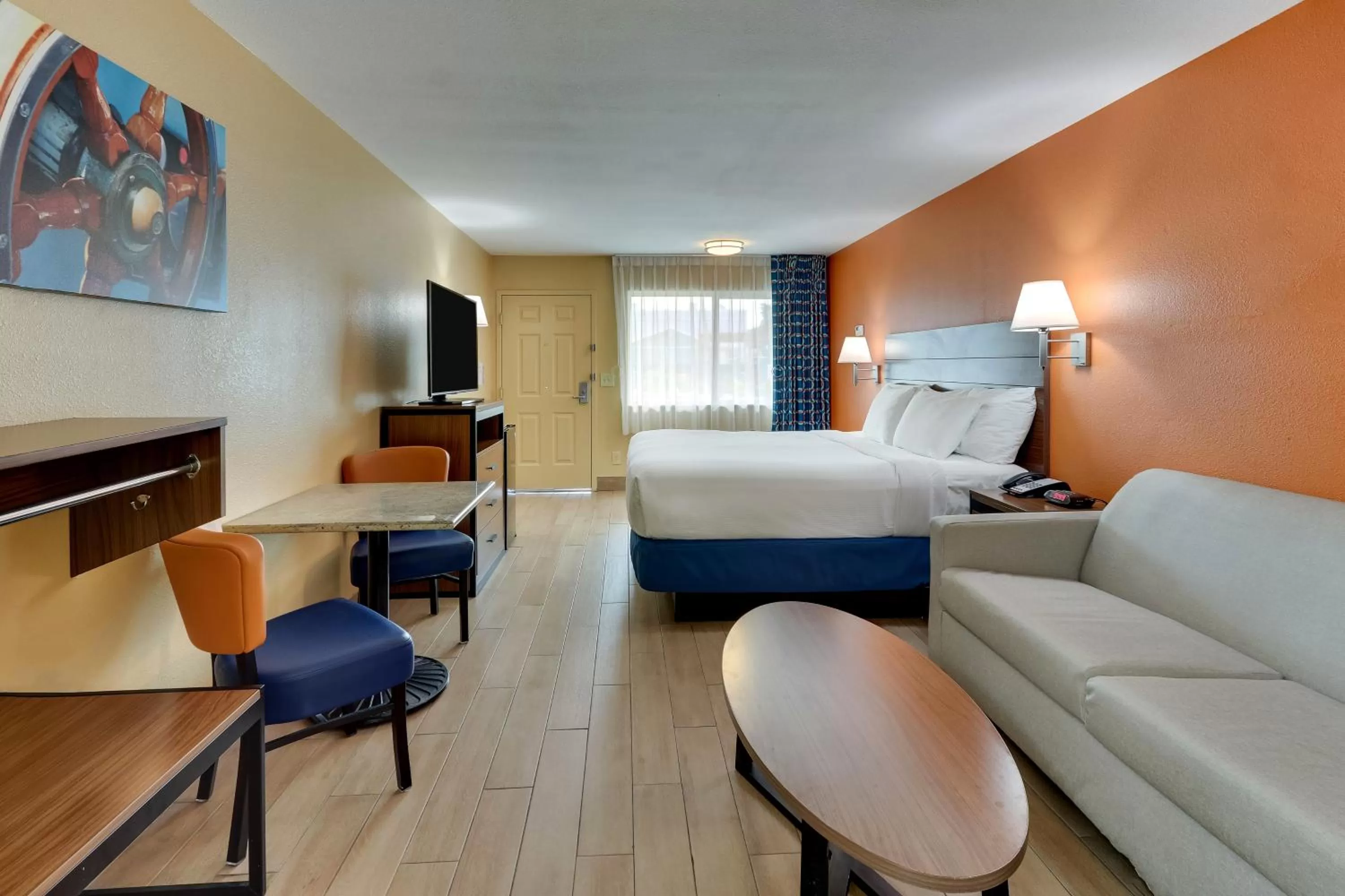 Bed in Captains Quarters Inn