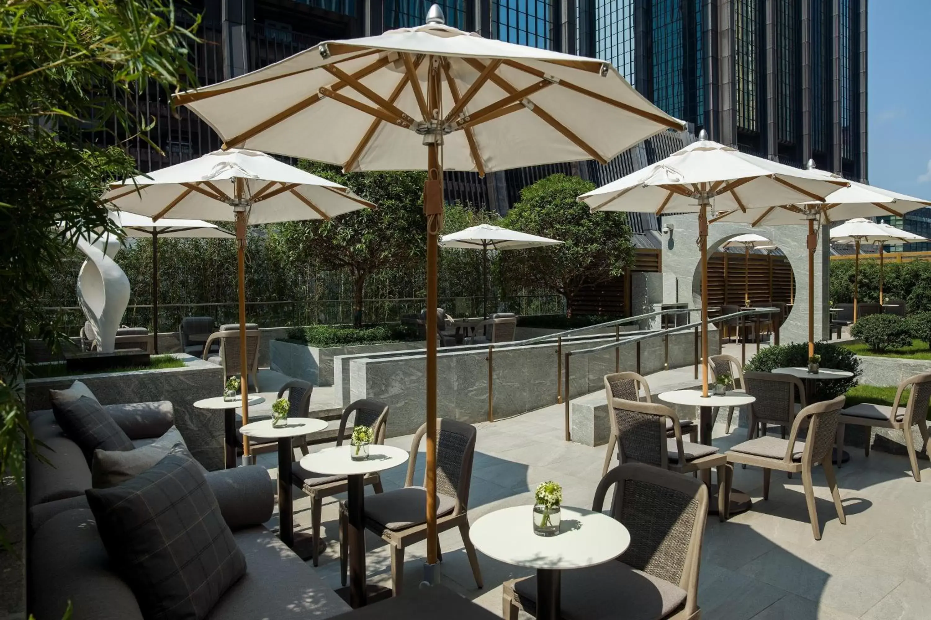 Restaurant/Places to Eat in The St. Regis Hong Kong