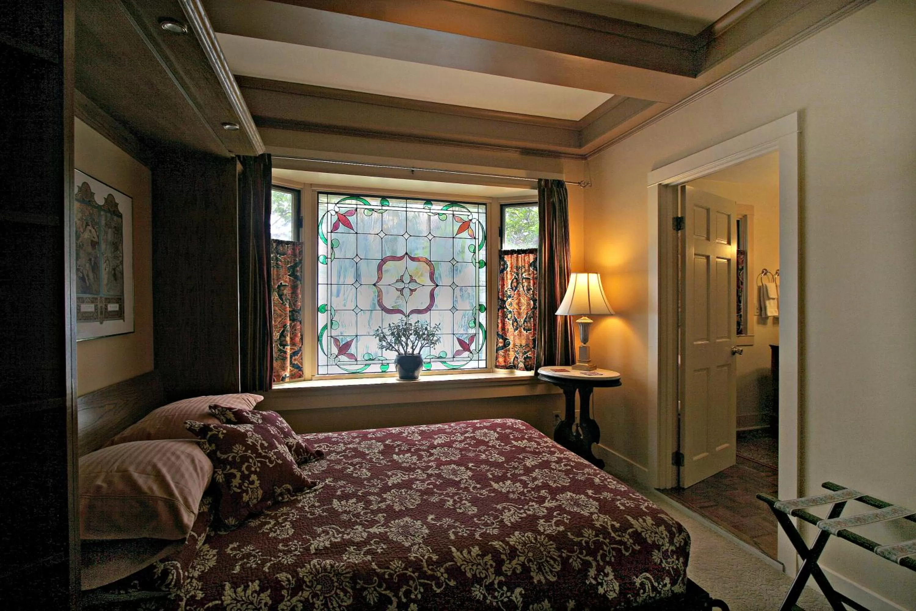 Bed in Kangaroo House Bed & Breakfast