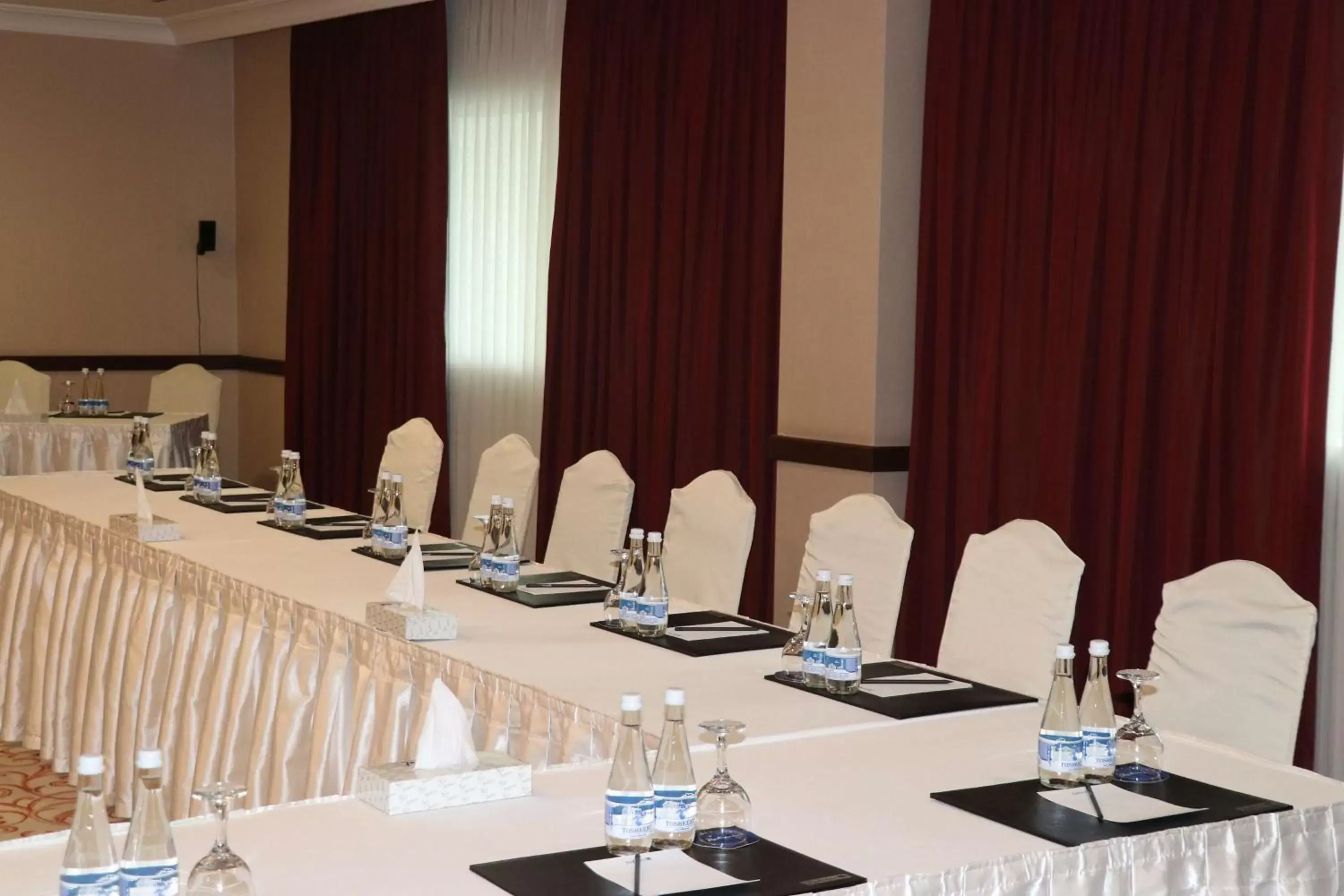 Meeting/conference room in Radisson Blu Hotel, Tashkent