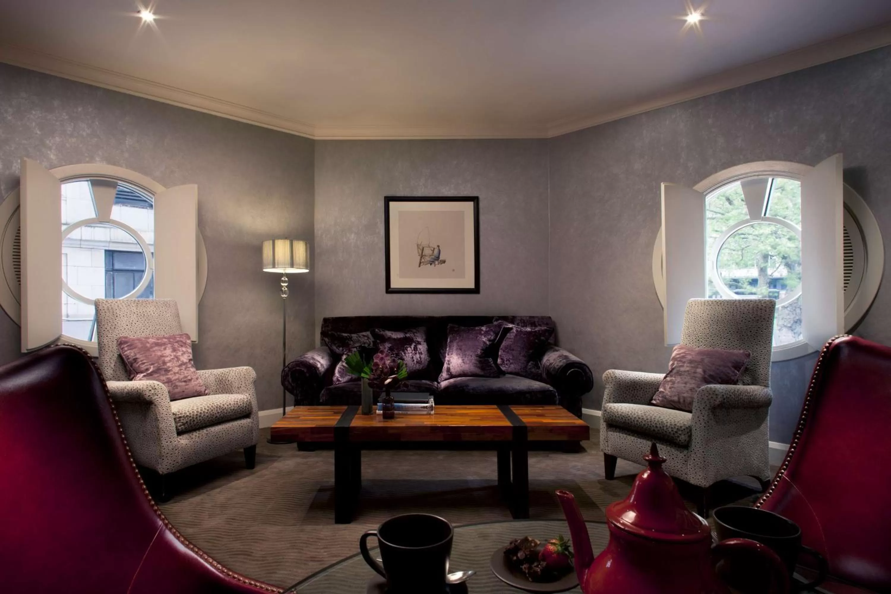 Photo of the whole room in Radisson Blu Hotel, London Leicester Square