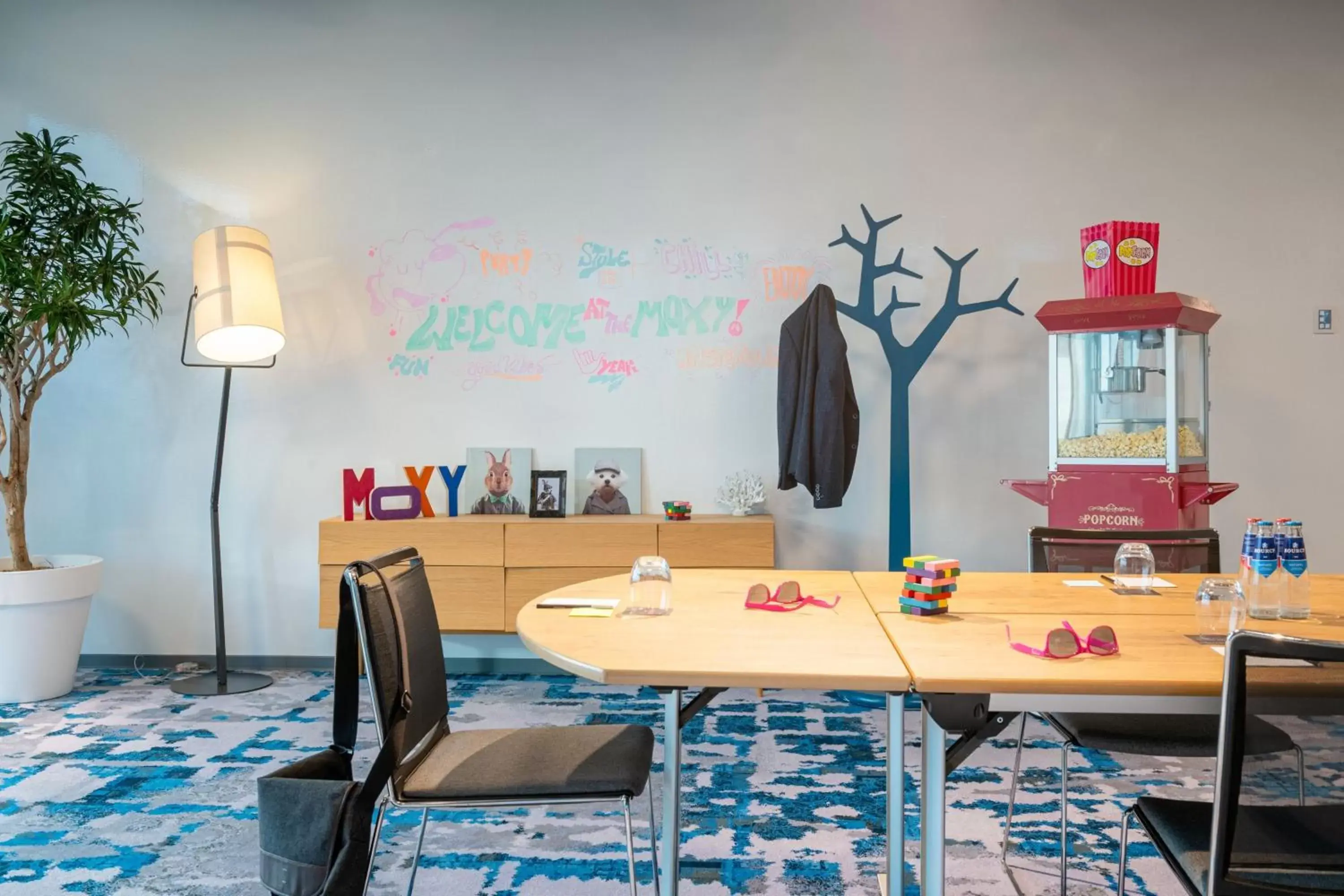 Meeting/conference room, Restaurant/Places to Eat in Moxy Amsterdam Houthavens