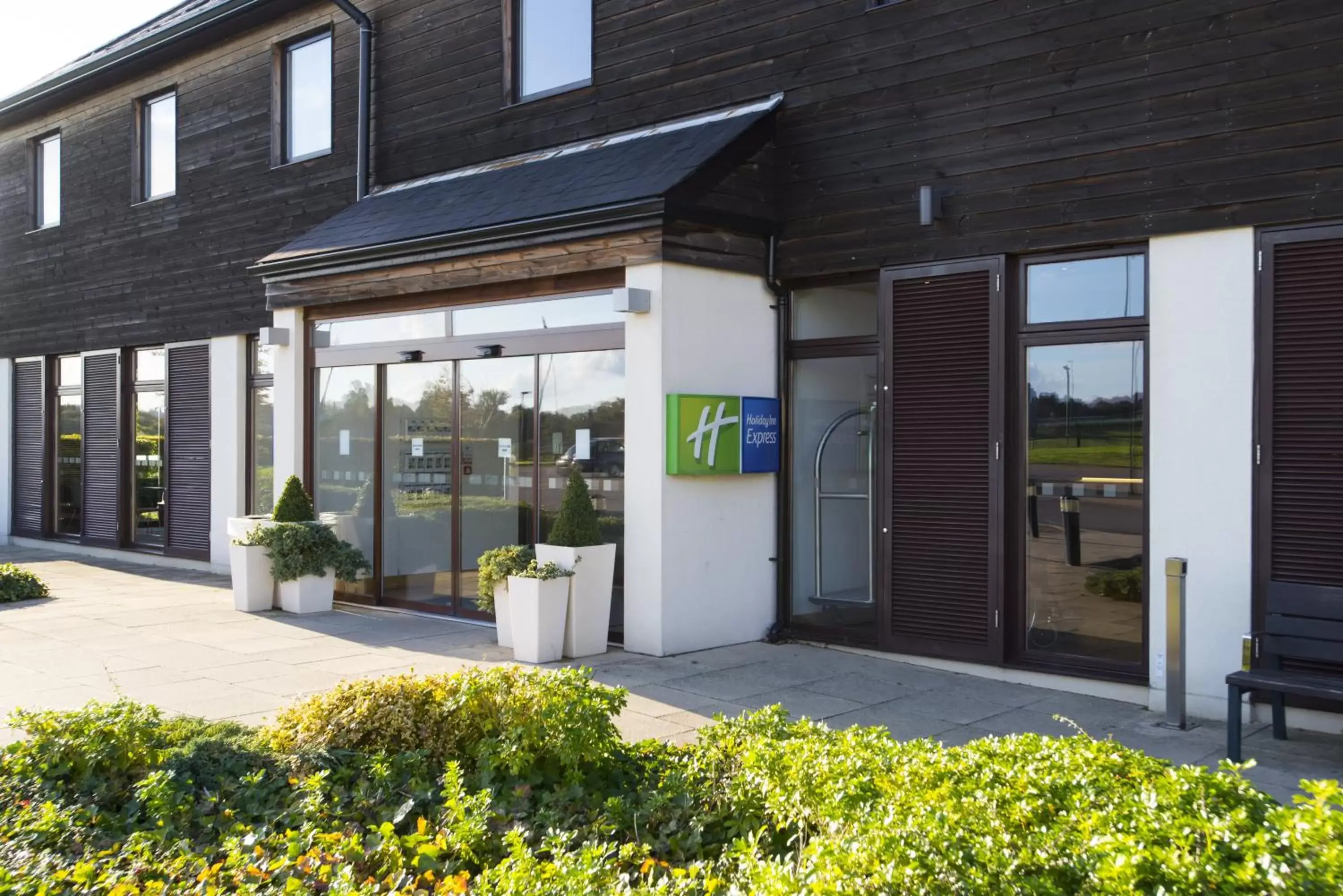Property building in Holiday Inn Express London - Epsom Downs, an IHG Hotel