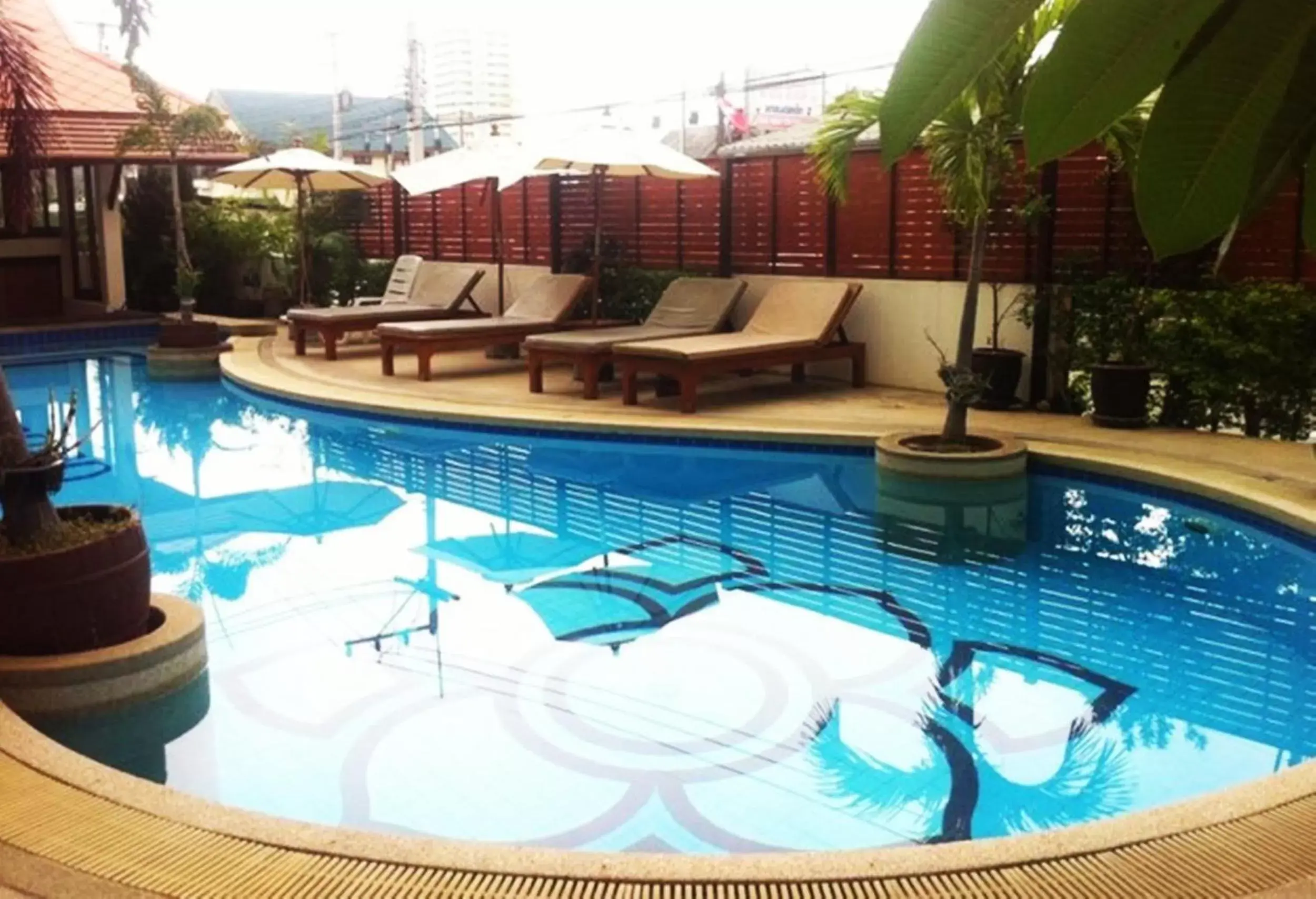 Swimming Pool in Narawan Hotel, Hua Hin Swimming Pool in Narawan Hotel, Hua Hin