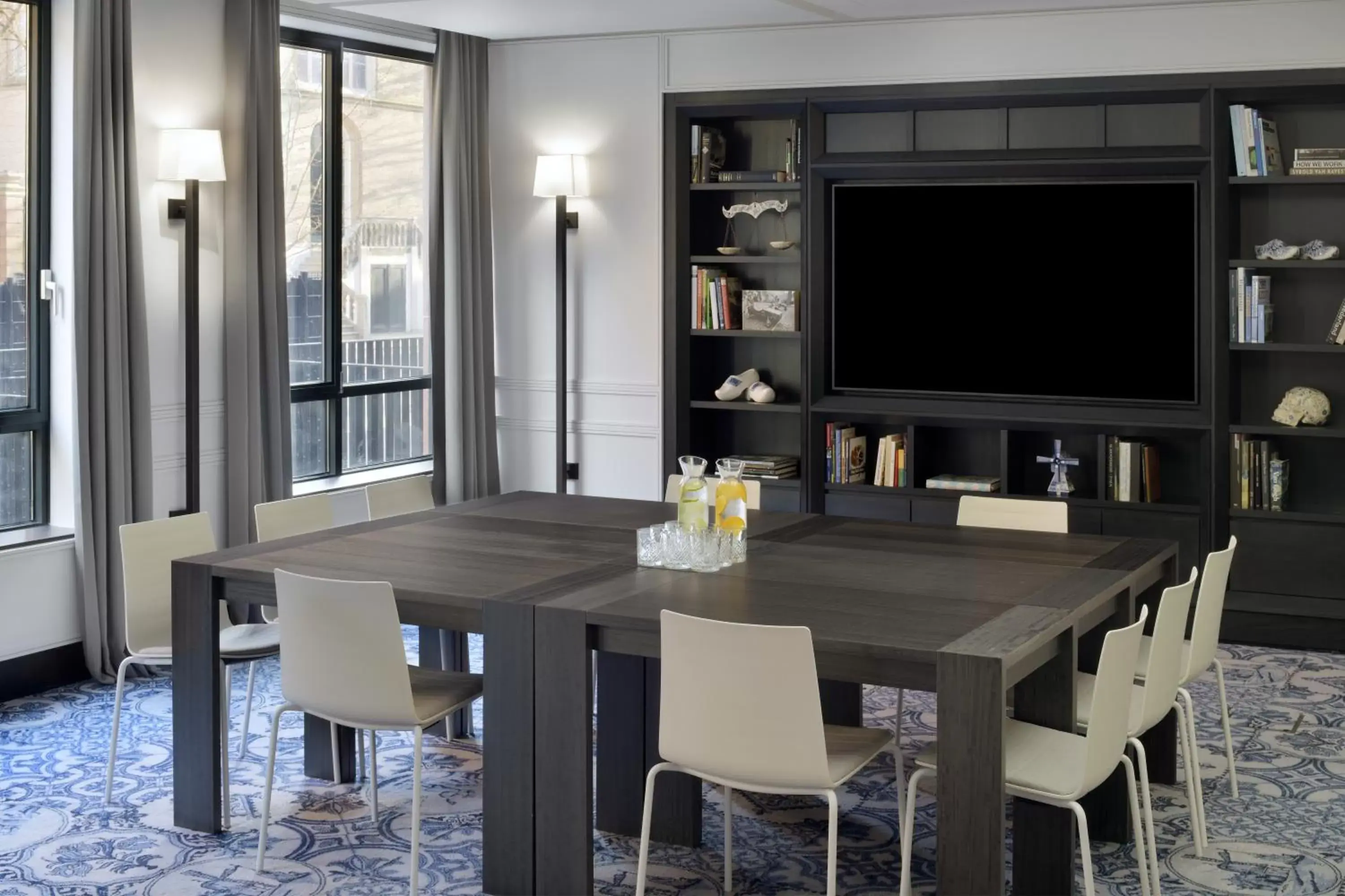 Meeting/conference room, Dining Area in Mövenpick Hotel The Hague