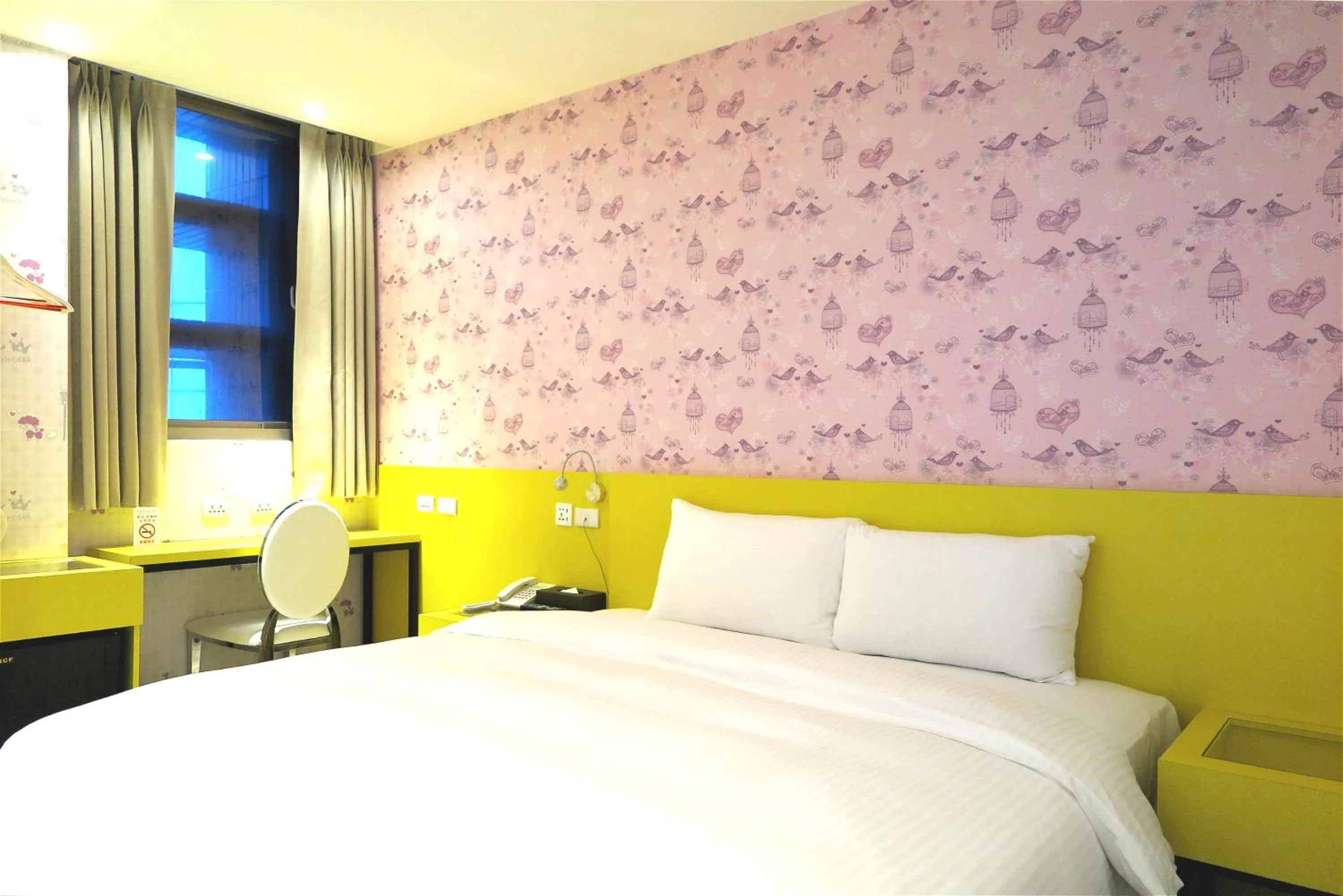 Decorative detail, Bed in 191 Hotel