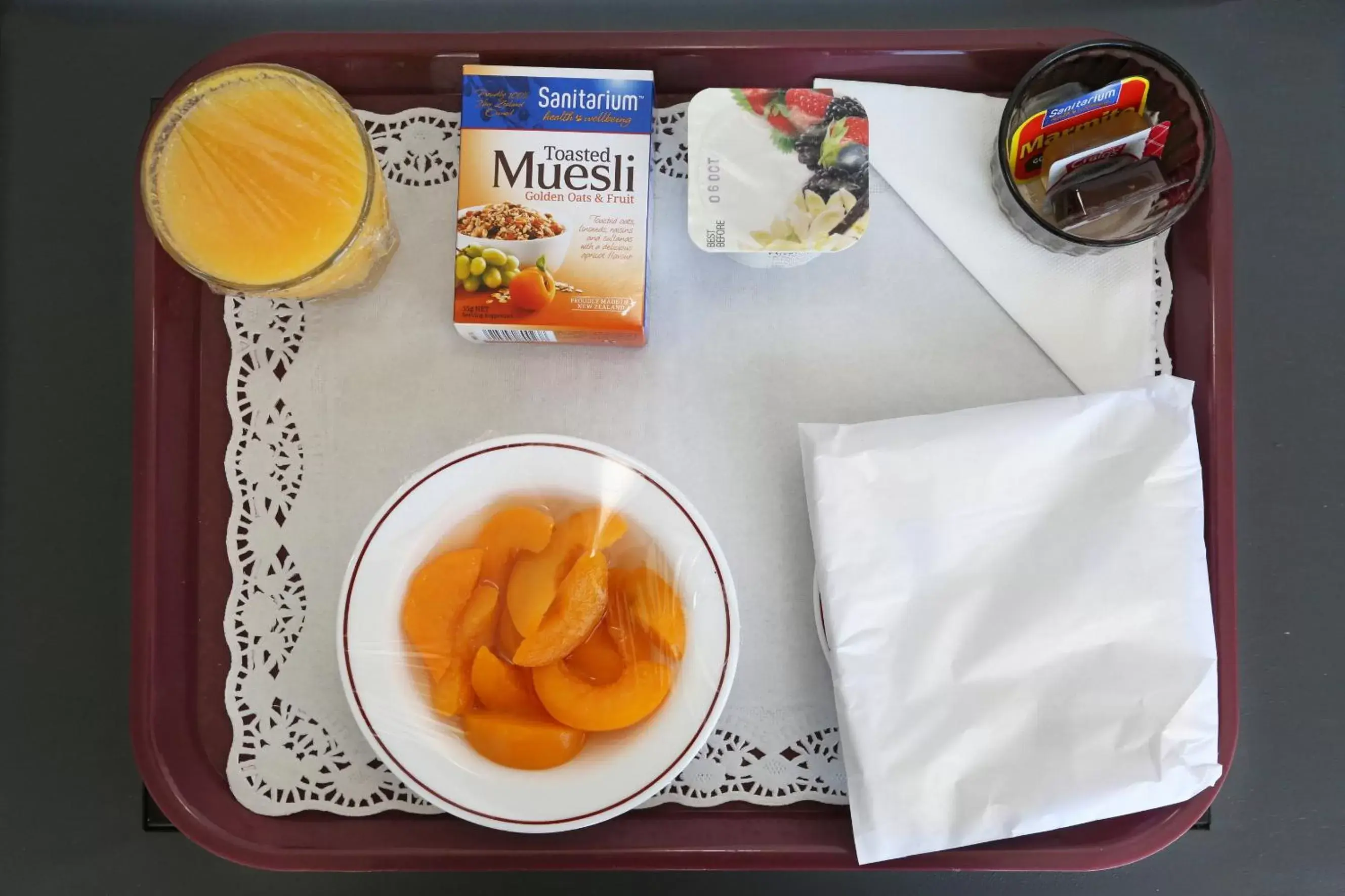 Breakfast in Shadzz Motel