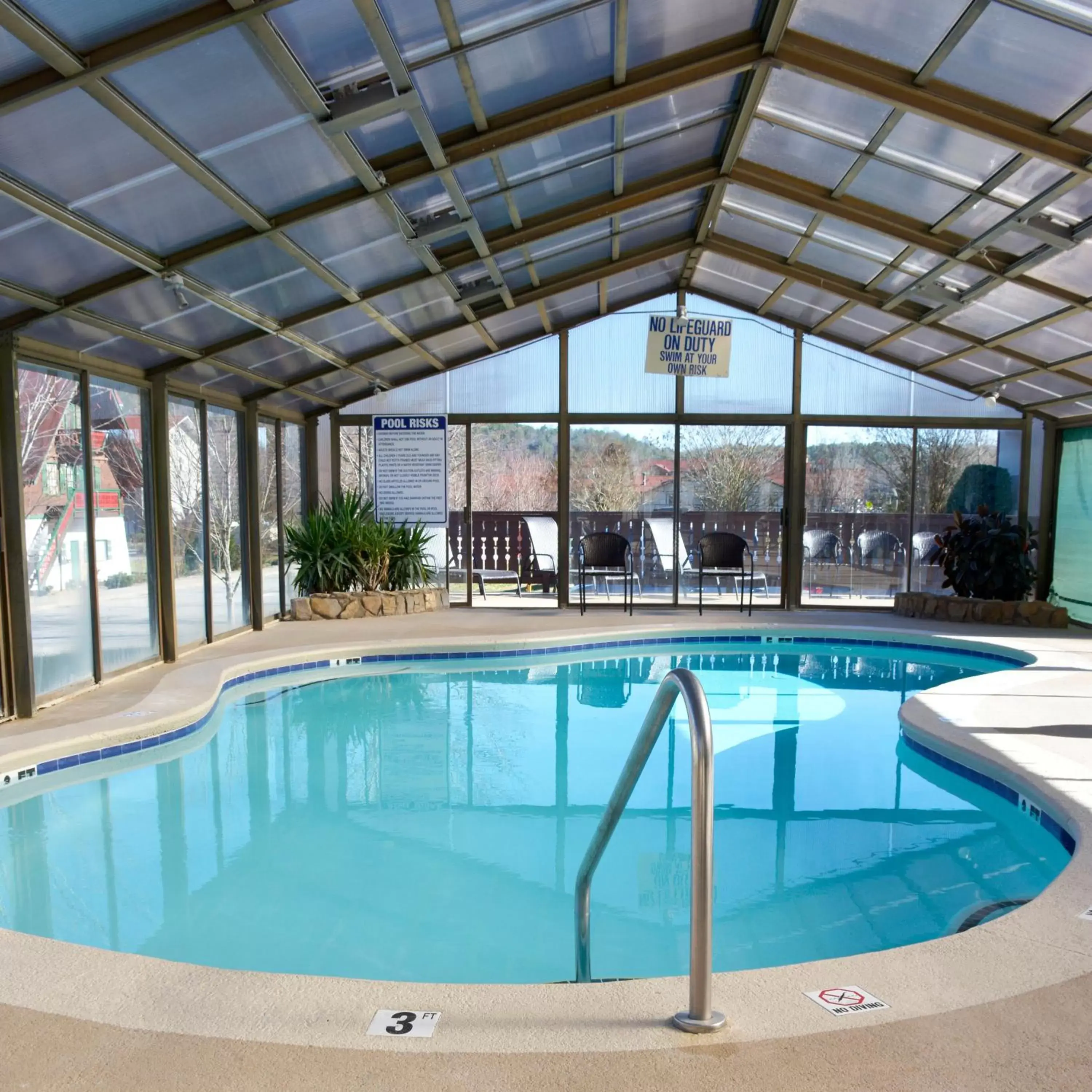 Swimming Pool in SureStay Hotel by Best Western Helen Downtown