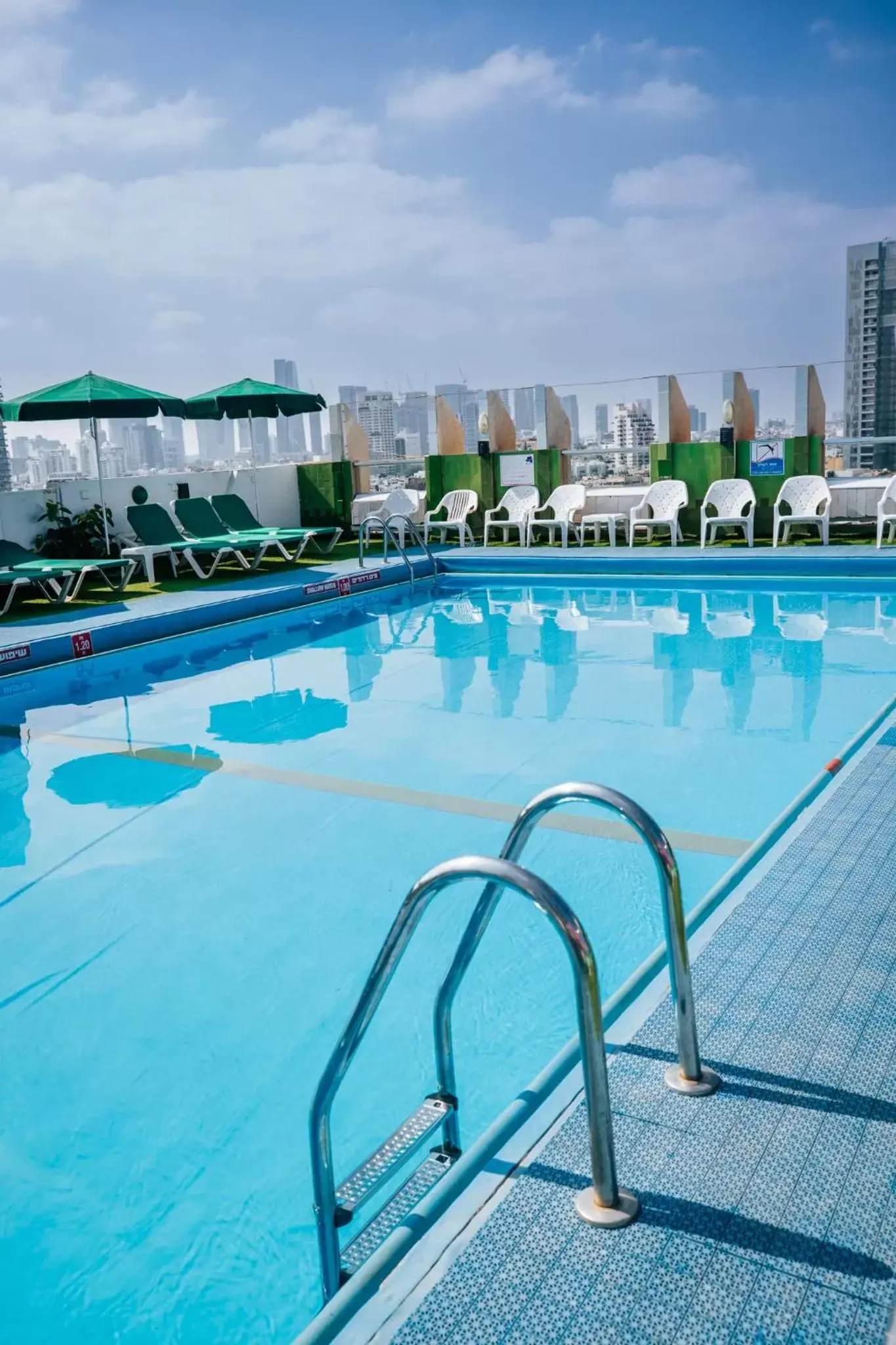 Pool view, Swimming Pool in Grand Beach Hotel