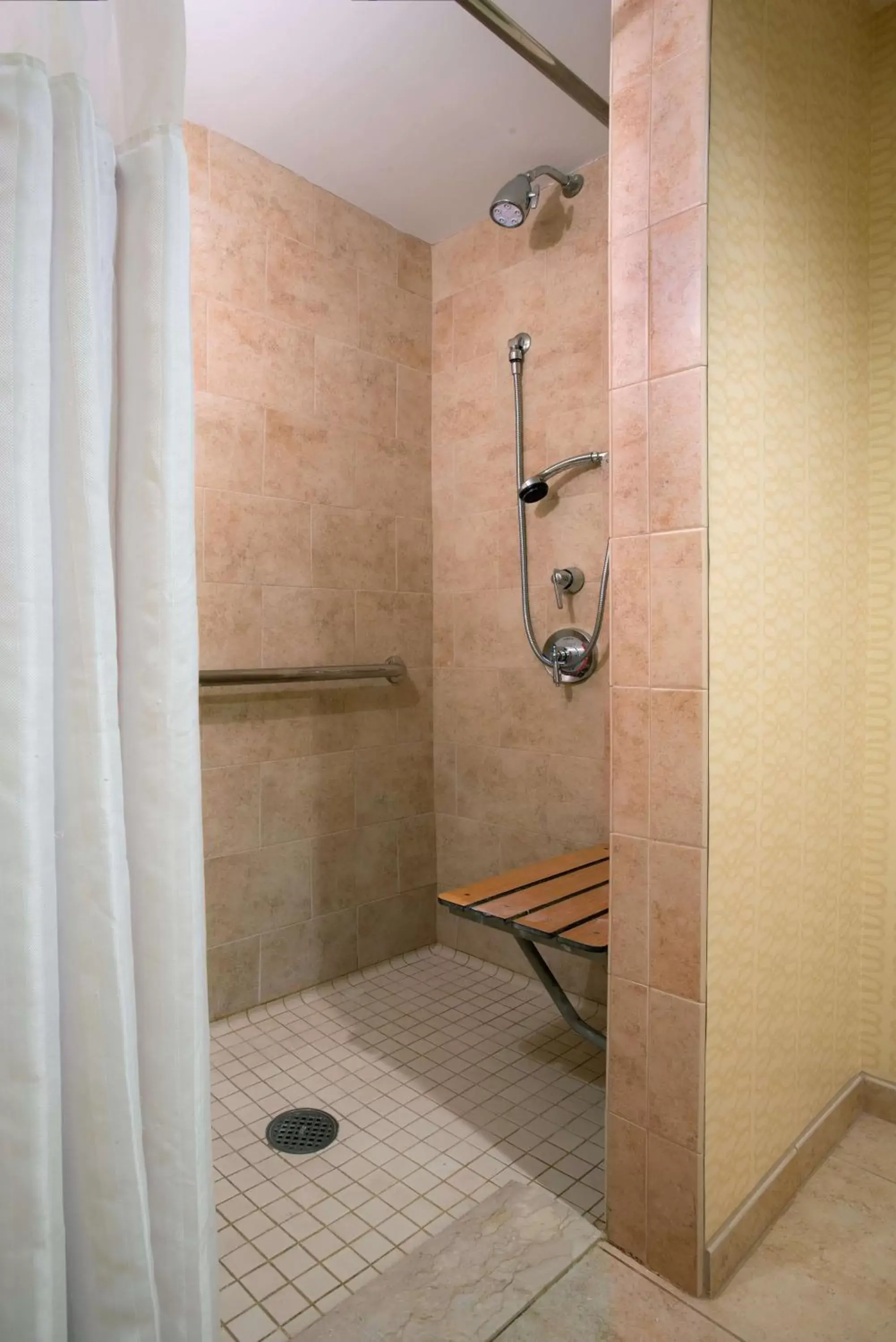 Bathroom in DoubleTree Suites by Hilton Hotel Detroit Downtown - Fort Shelby