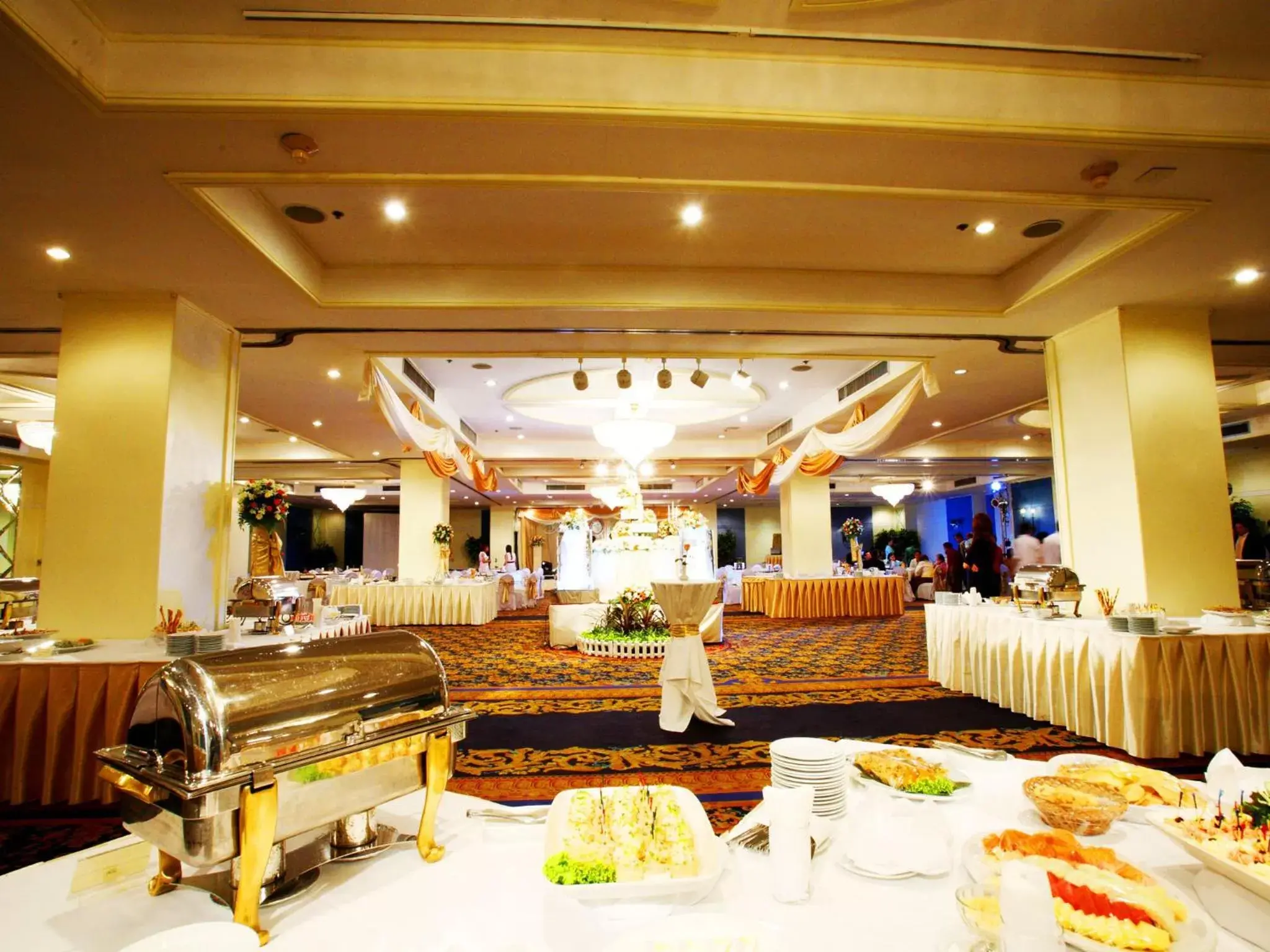 Banquet/Function facilities, Restaurant/Places to Eat in Montien Riverside Hotel Bangkok