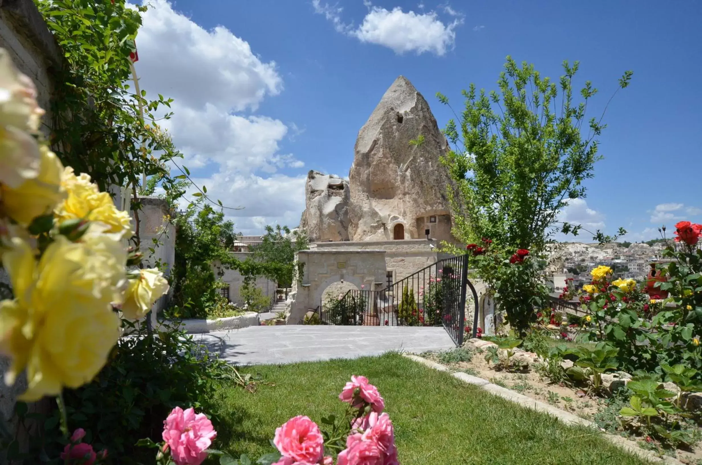 Garden, Property Building in Cappadocia Cave Suites