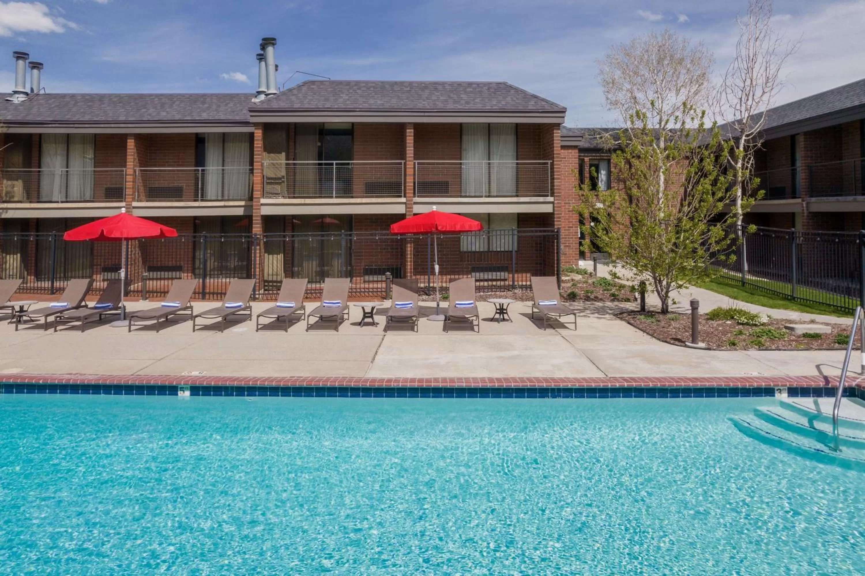 Pool view in DoubleTree by Hilton Hotel Park City - The Yarrow