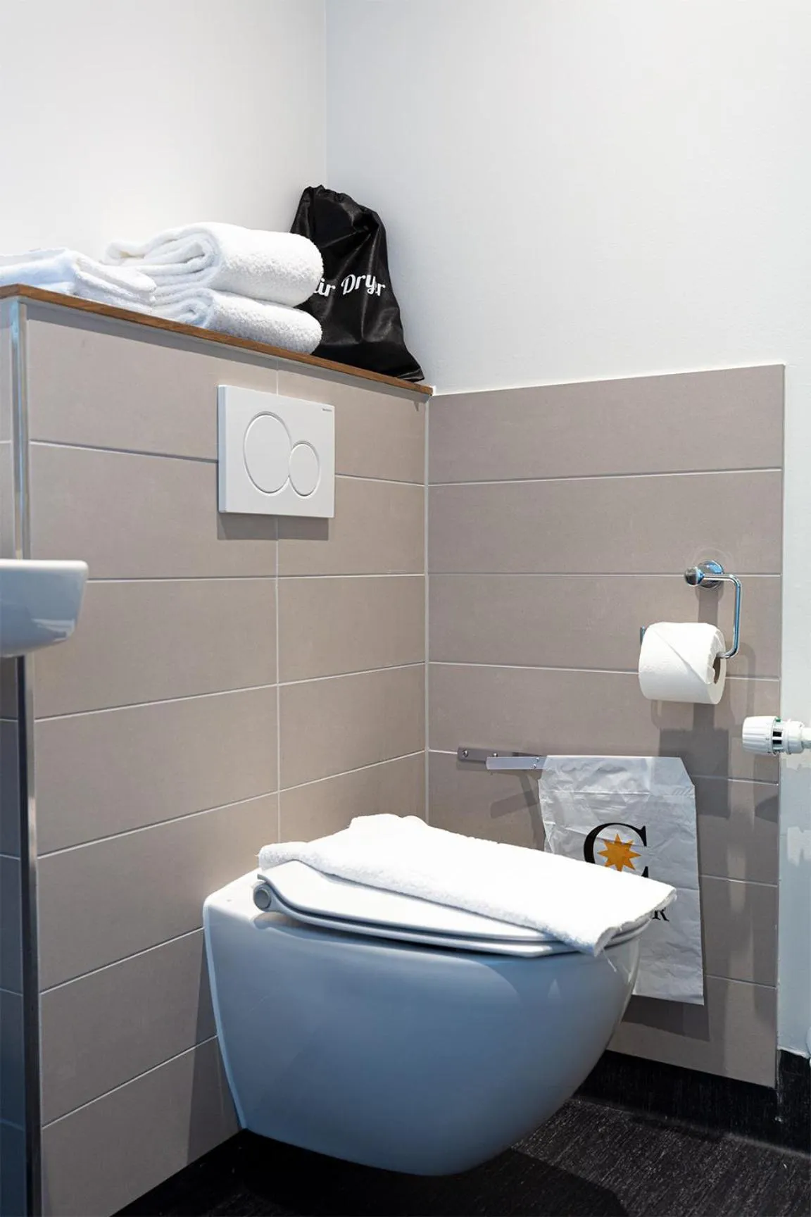 Bathroom in Hotel Garni