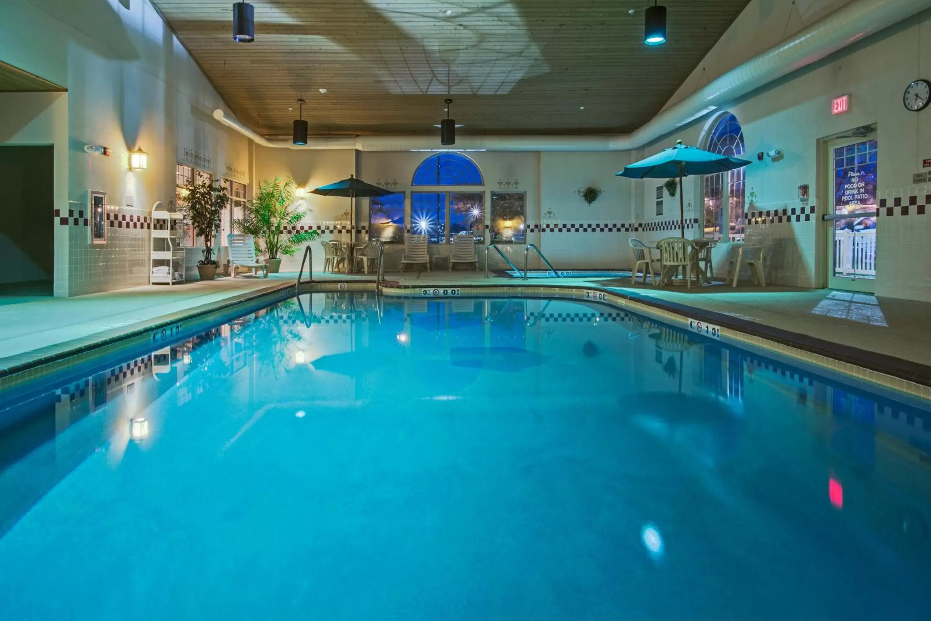 Swimming Pool in Zion Inn & Suites