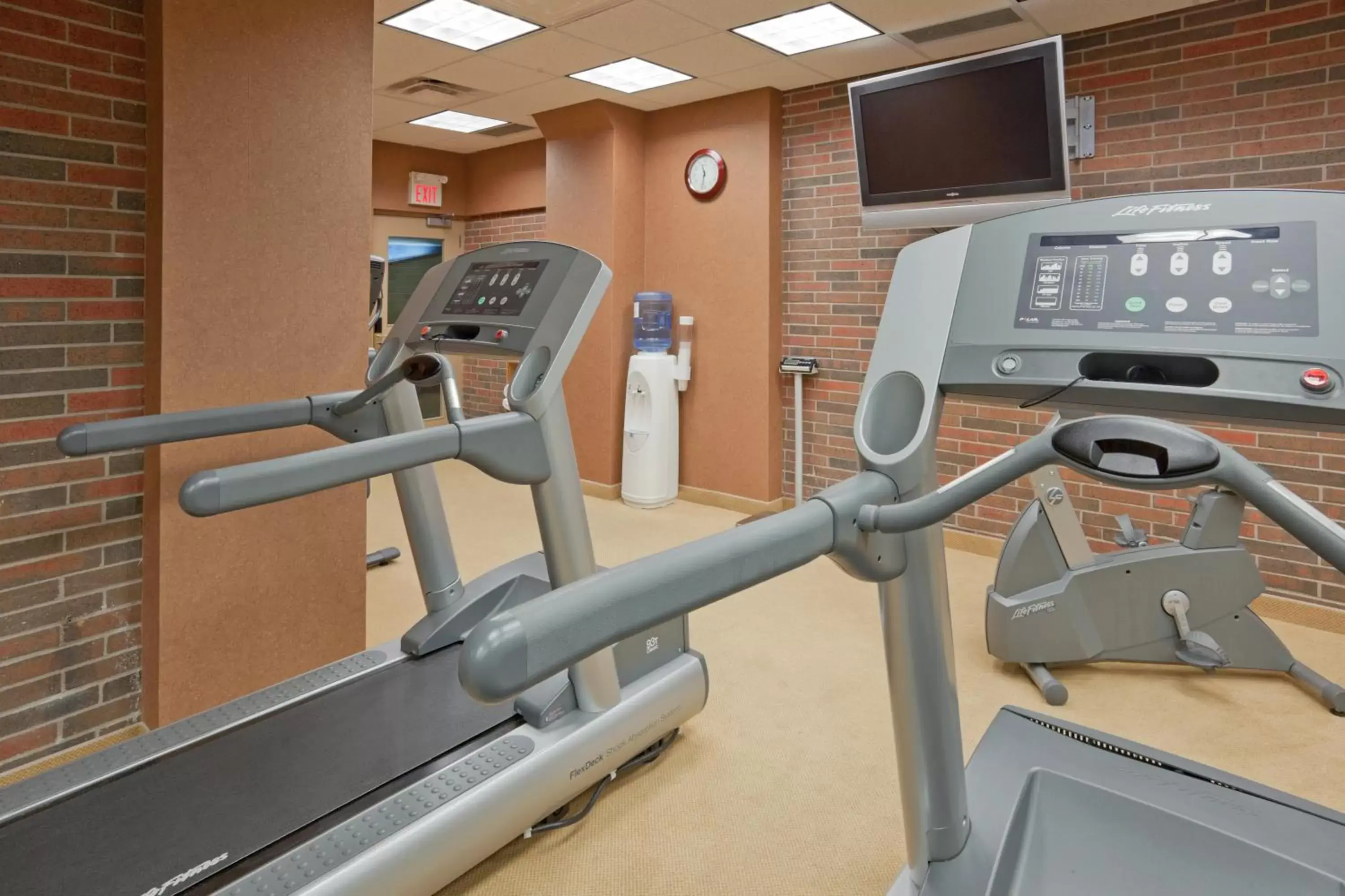 Spa and wellness centre/facilities, Fitness Center/Facilities in Holiday Inn Niagara Falls-By the Falls, an IHG Hotel