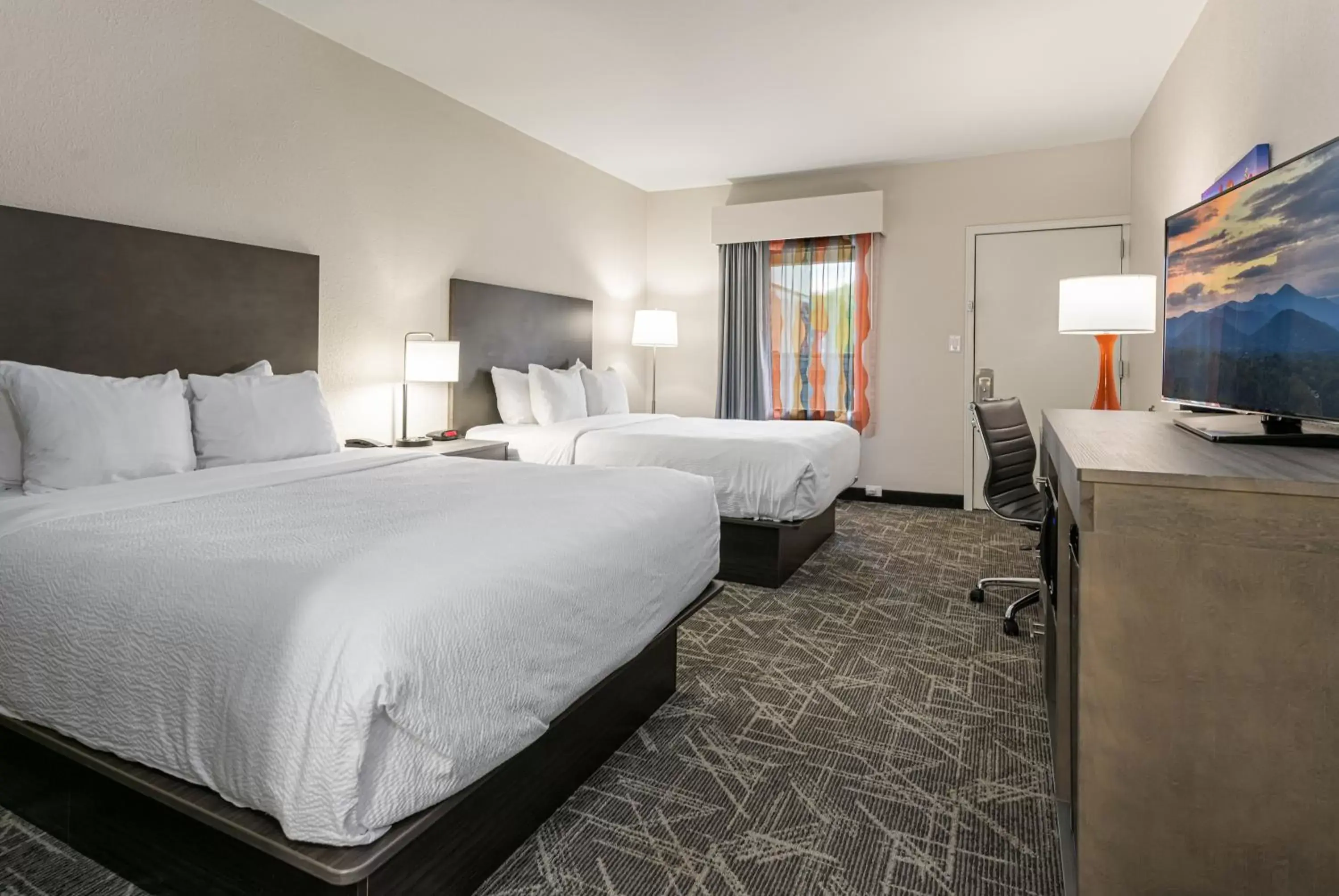 Bedroom, Bed in Quality Inn Asheville Downtown Tunnel Rd Bedroom, Bed in Quality Inn Asheville Downtown Tunnel Rd