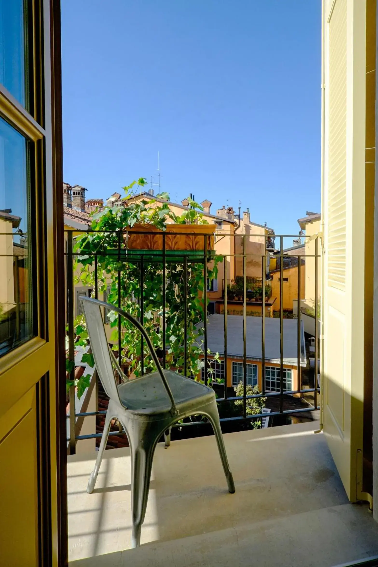 Balcony/Terrace in Petronilla - Hotel In Bergamo