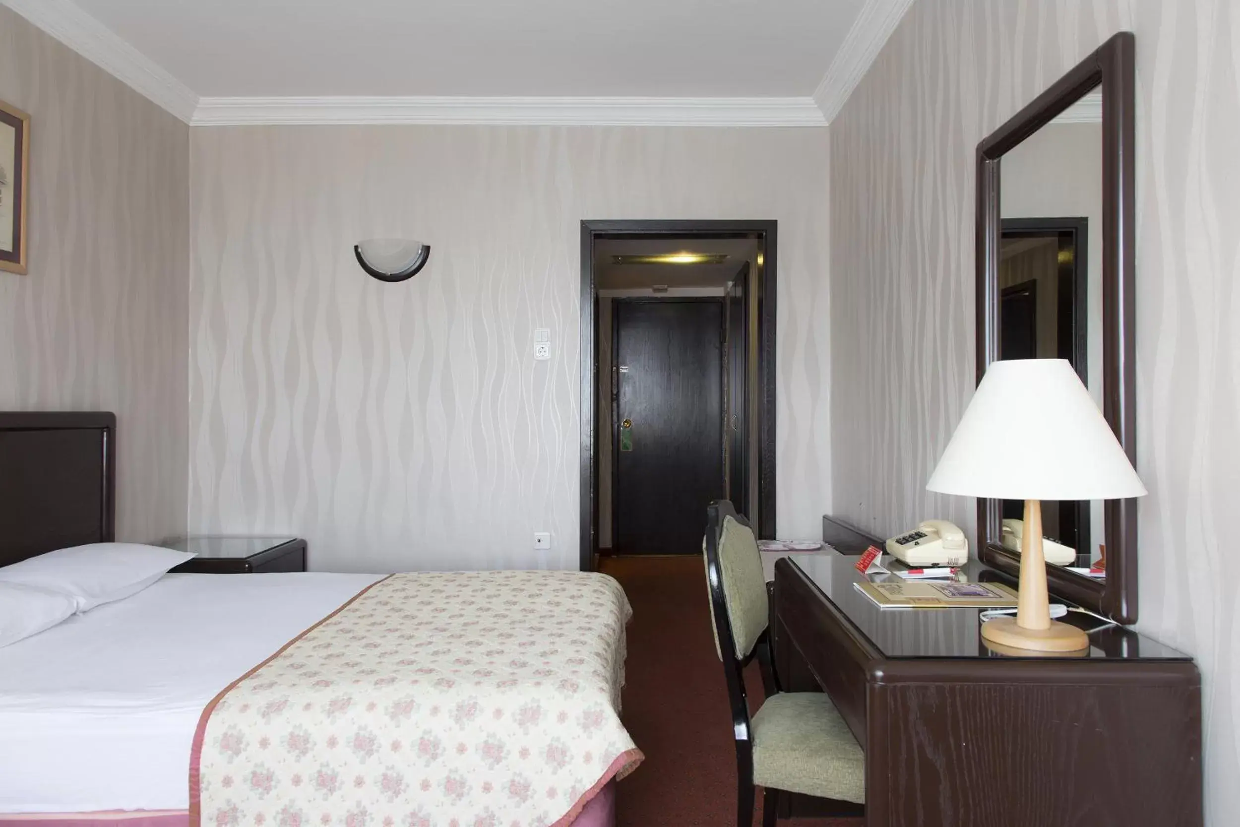 Photo of the whole room, Bed in Gurkent Hotel