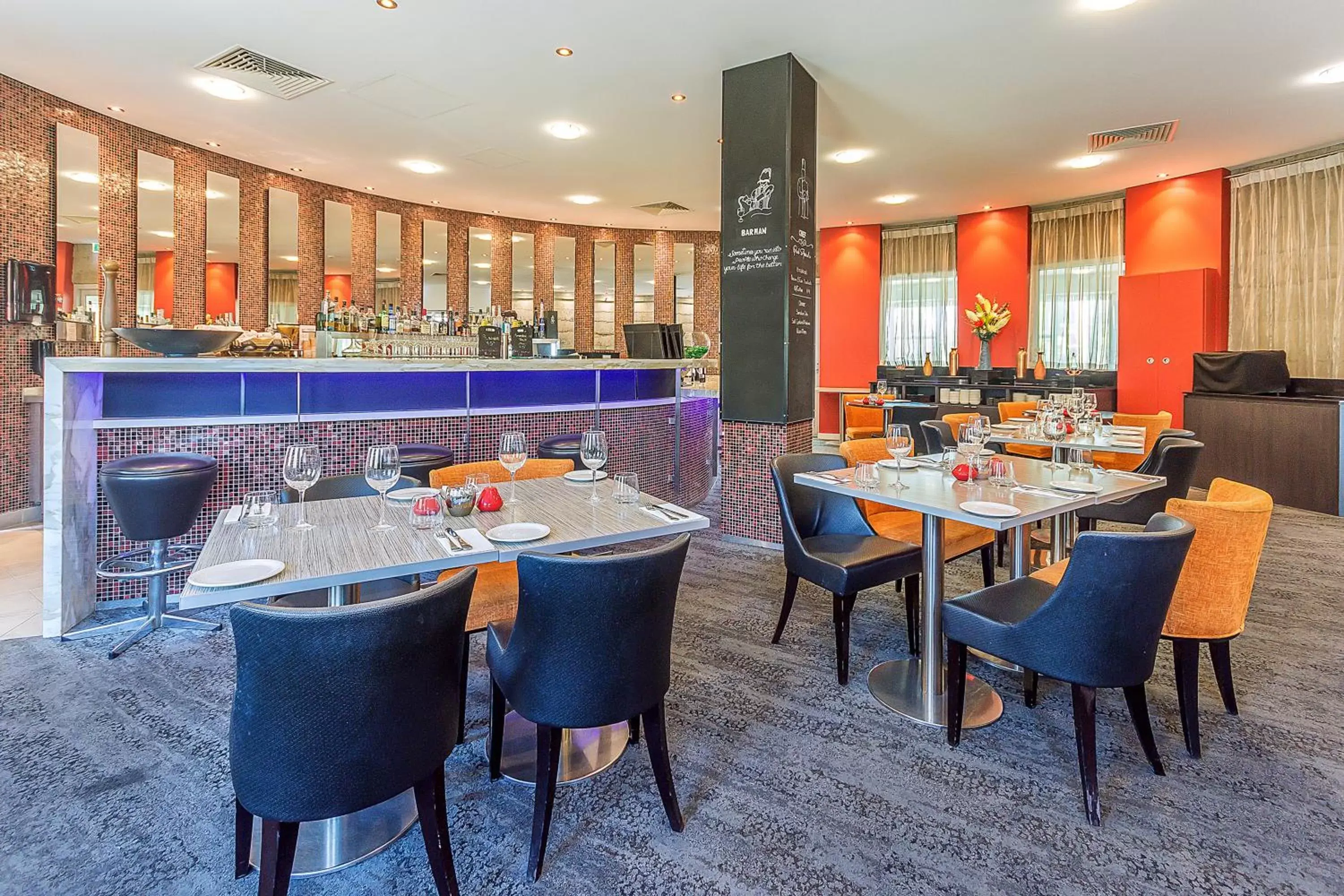 Restaurant/Places to Eat in Bunbury Hotel Koombana Bay
