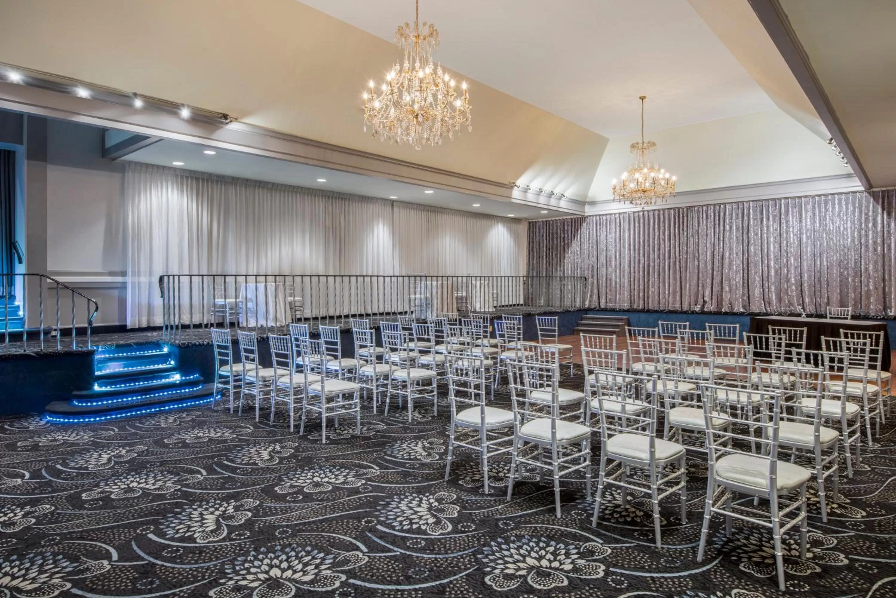 Meeting/conference room in Armon Plaza Montreal Airpt, Trademark Collection by Wyndham