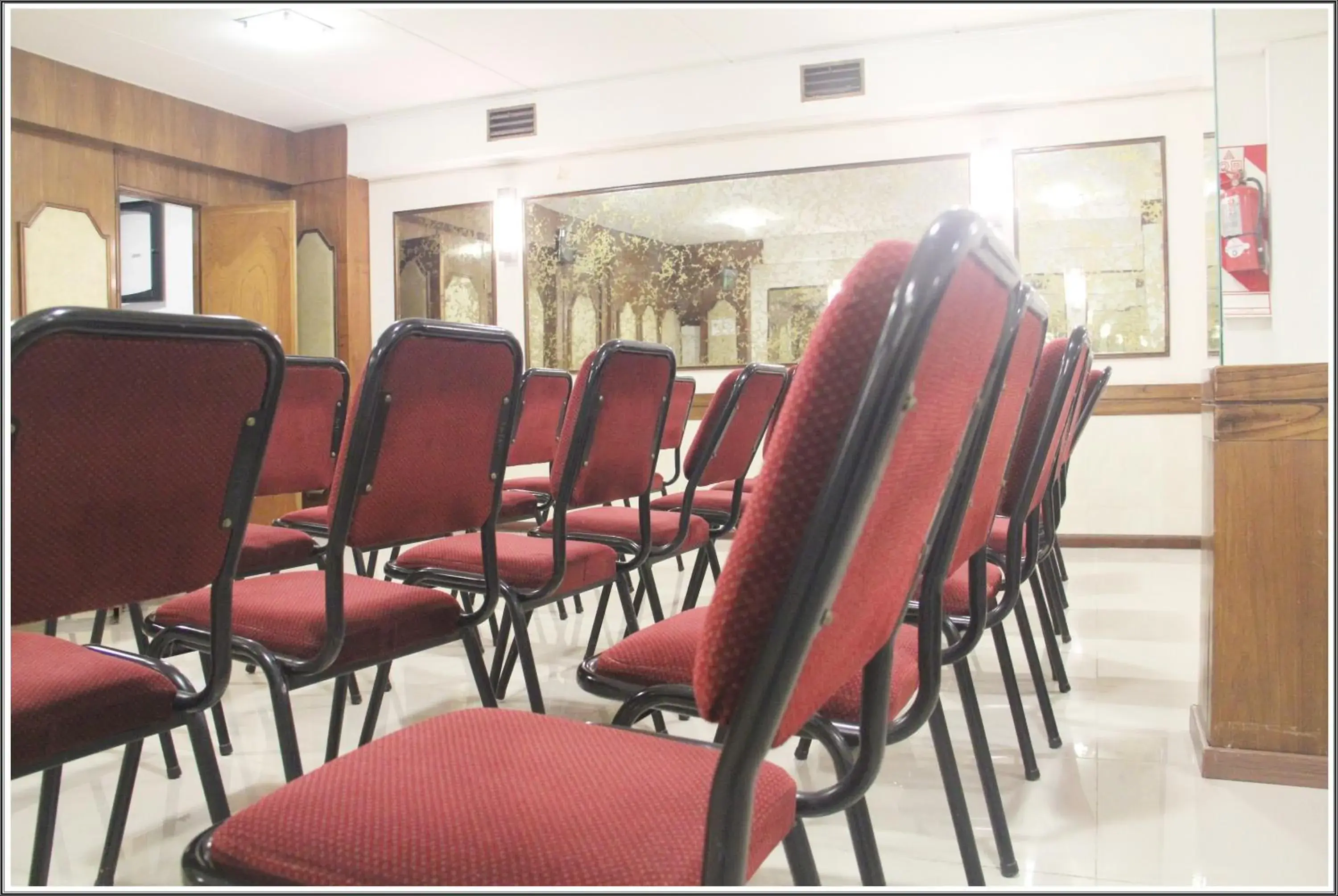 Meeting/conference room in Alpino Hotel