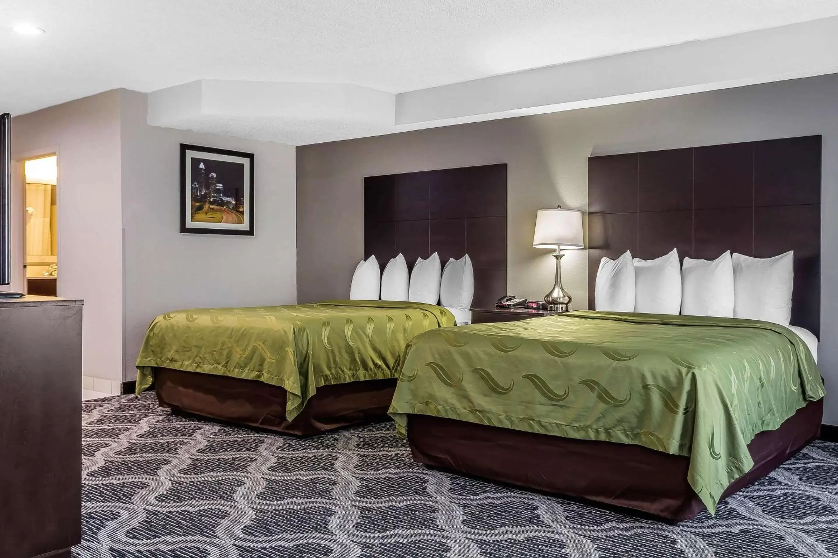 Deluxe Queen Suite with Two Queen Beds and Sofa Bed - Non-Smoking in Quality Suites Pineville - Charlotte Deluxe Queen Suite with Two Queen Beds and Sofa Bed - Non-Smoking in Quality Suites Pineville - Charlotte