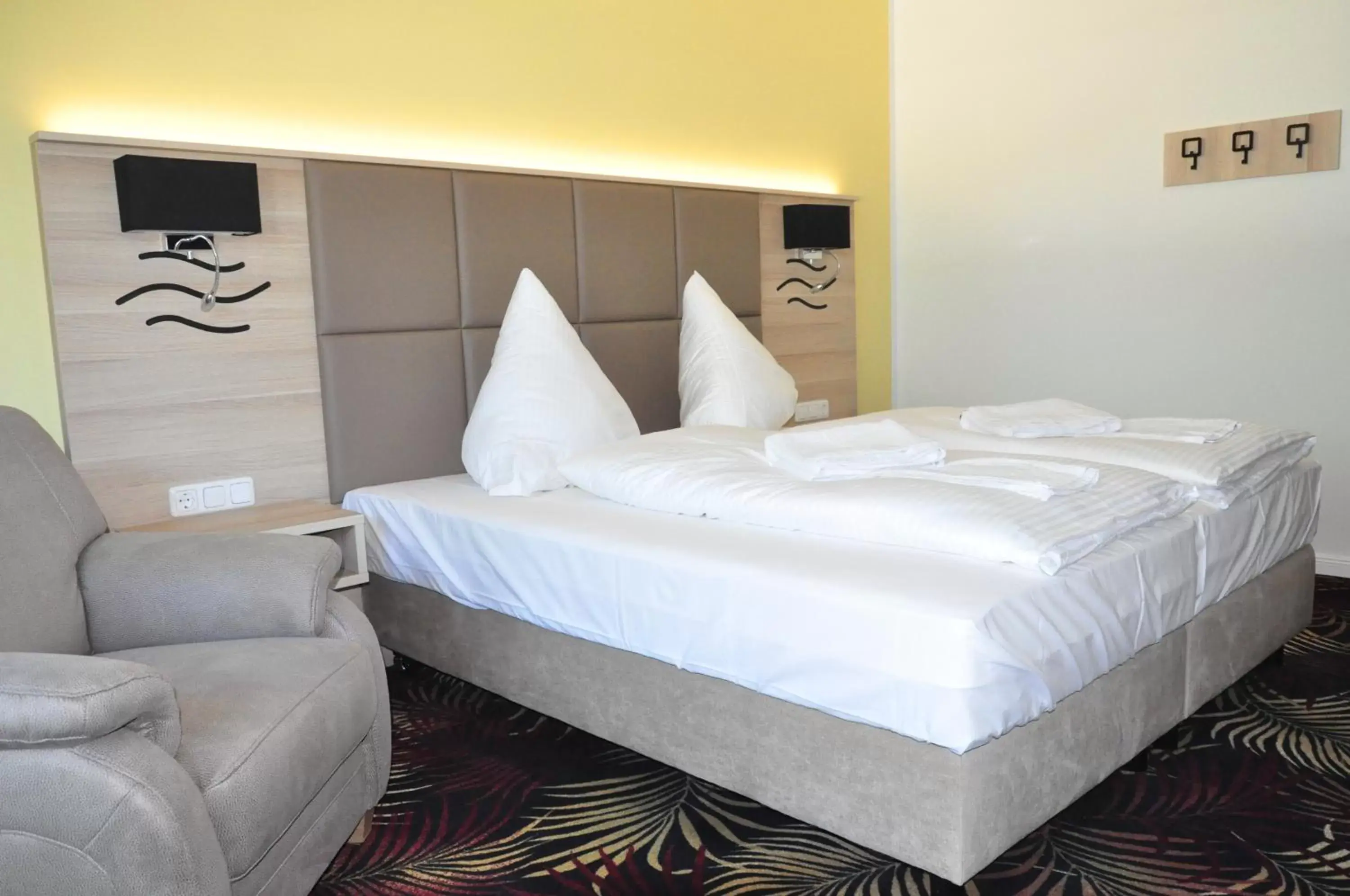 Deluxe Room - single occupancy in Avalon Hotel Bellevue Deluxe Room - single occupancy in Avalon Hotel Bellevue