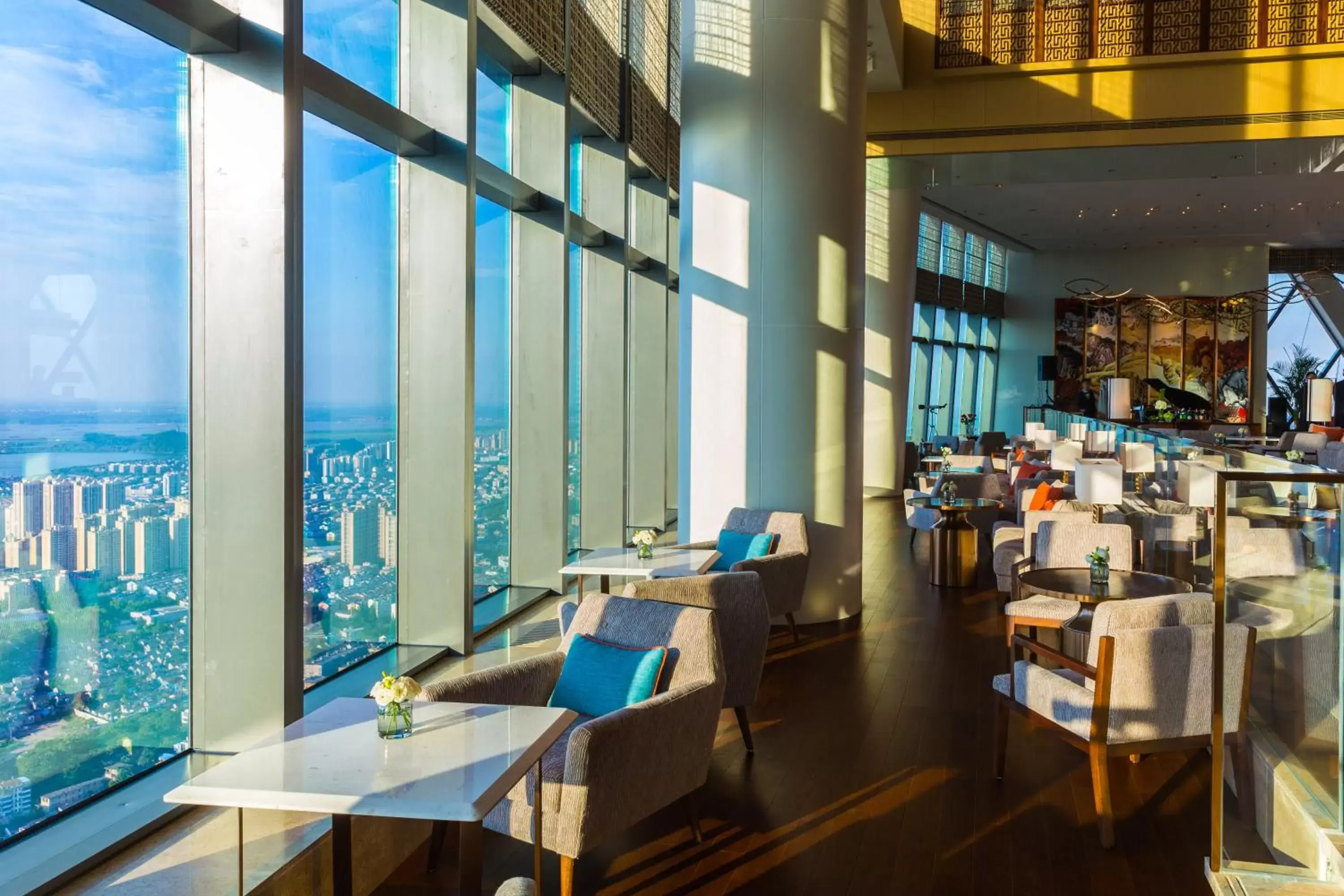 Lounge or bar, Restaurant/Places to Eat in Hyatt Regency Zhenjiang