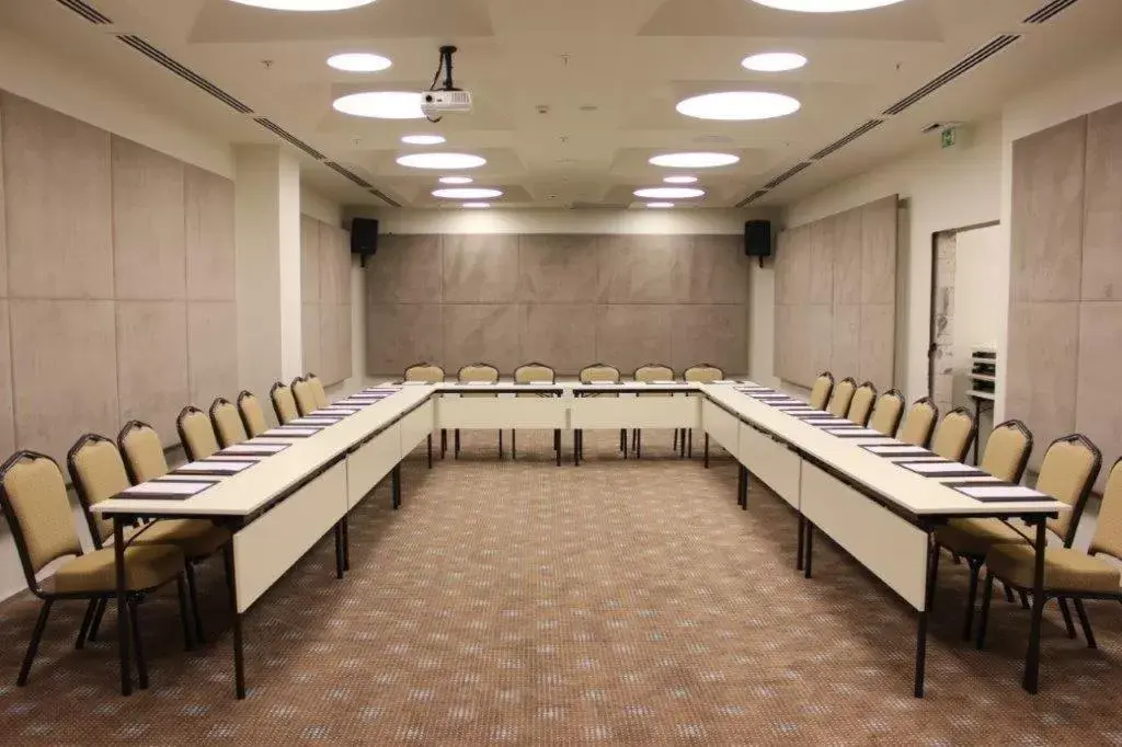 Meeting/conference room in Icon Istanbul Hotel