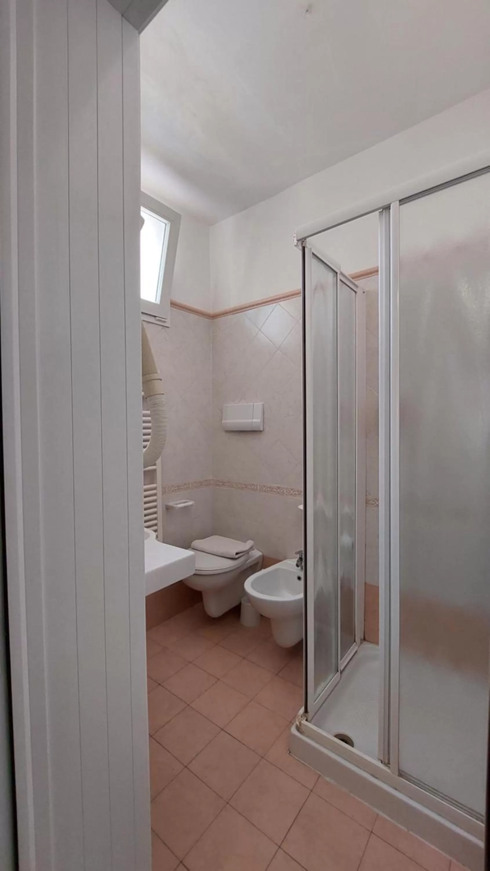 Shower in Dipendenza Hotel Las Vegas