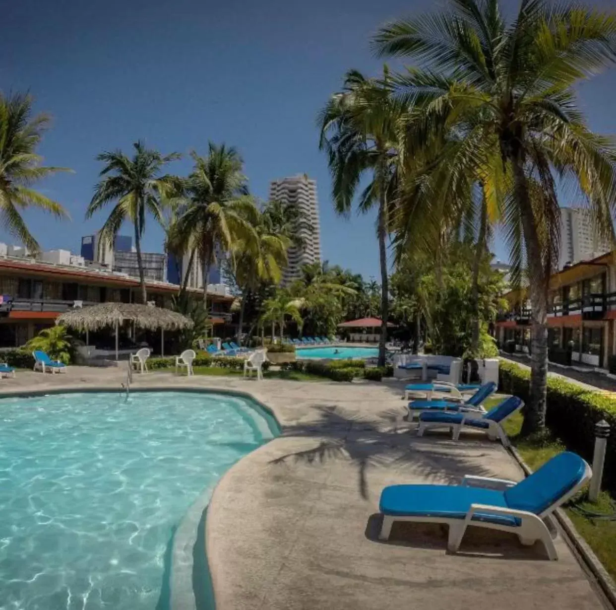 Swimming Pool in Hotel Bali-Hai Acapulco