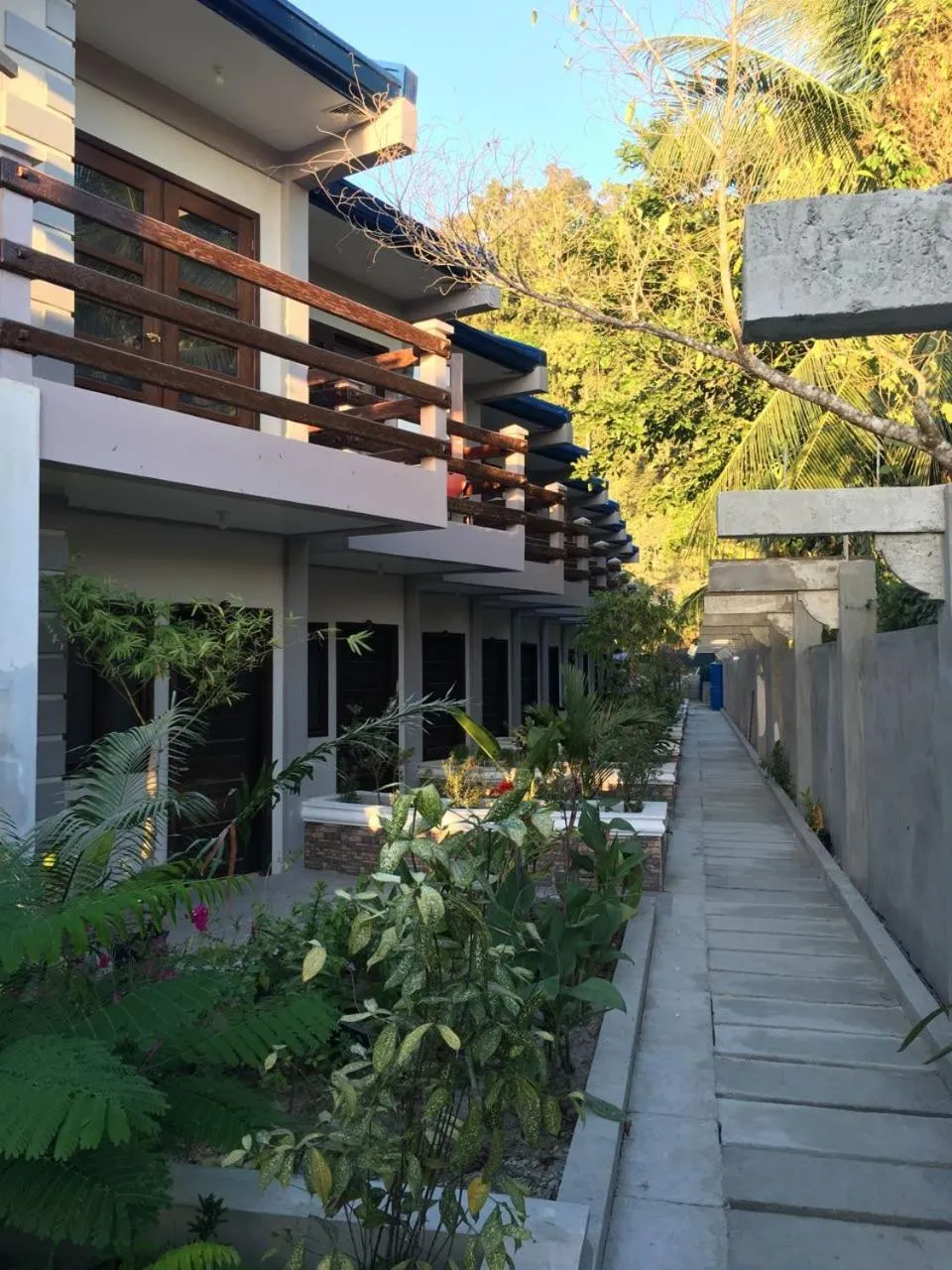 Property building in Ferellee Beach Front Inn