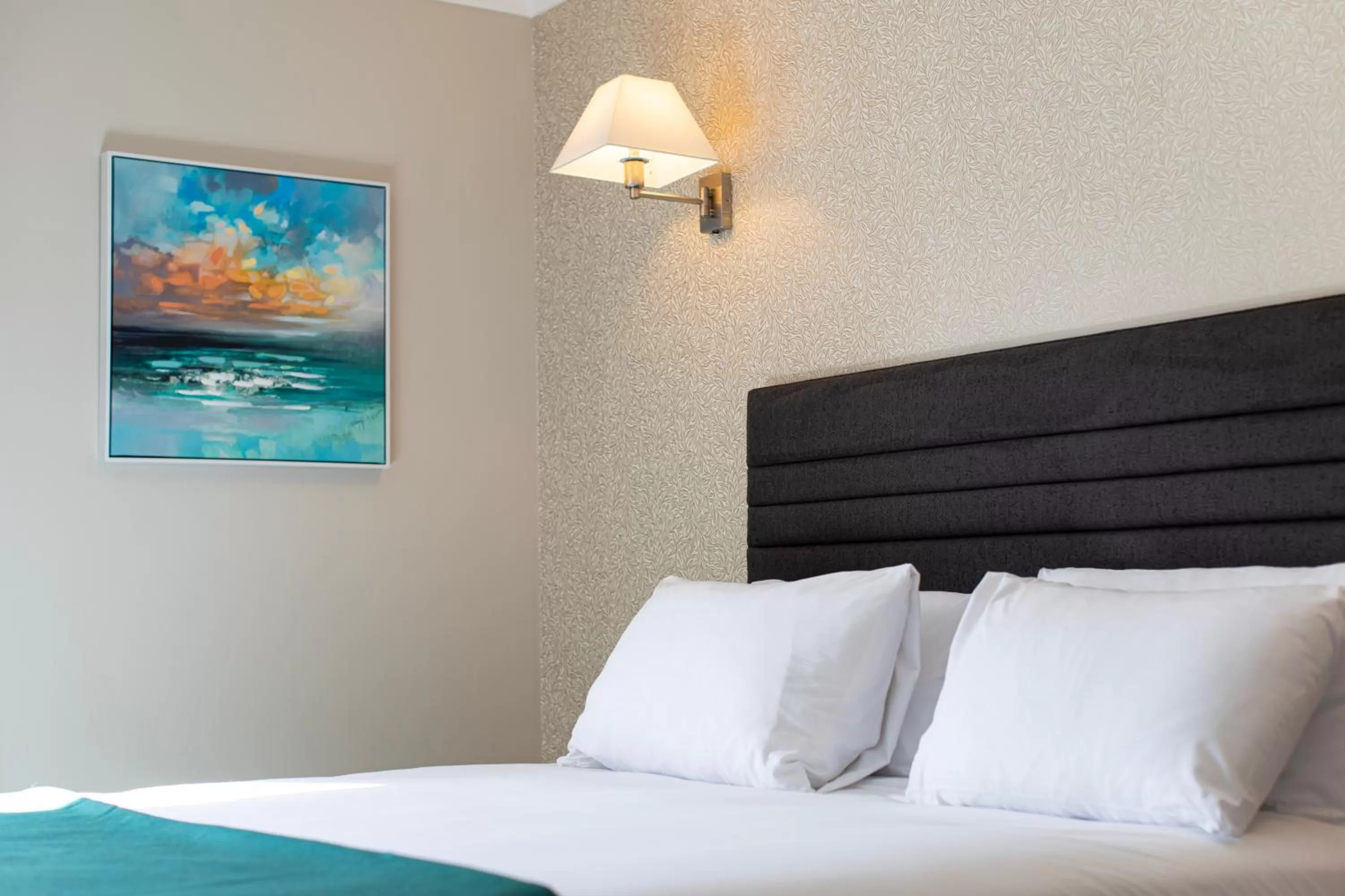 Bedroom, Bed in Ballina Manor Hotel