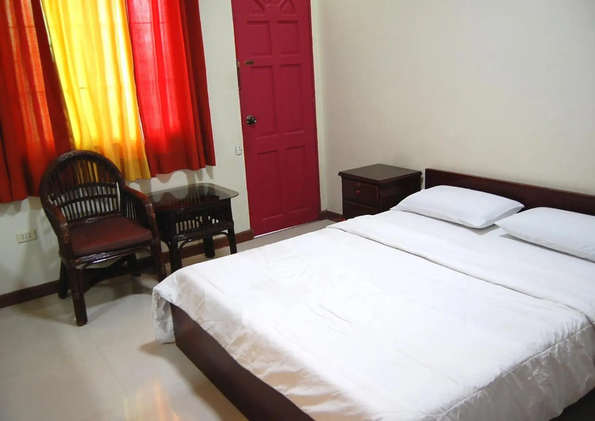 Bedroom, Room Photo in Rumi Apartelle Hotel