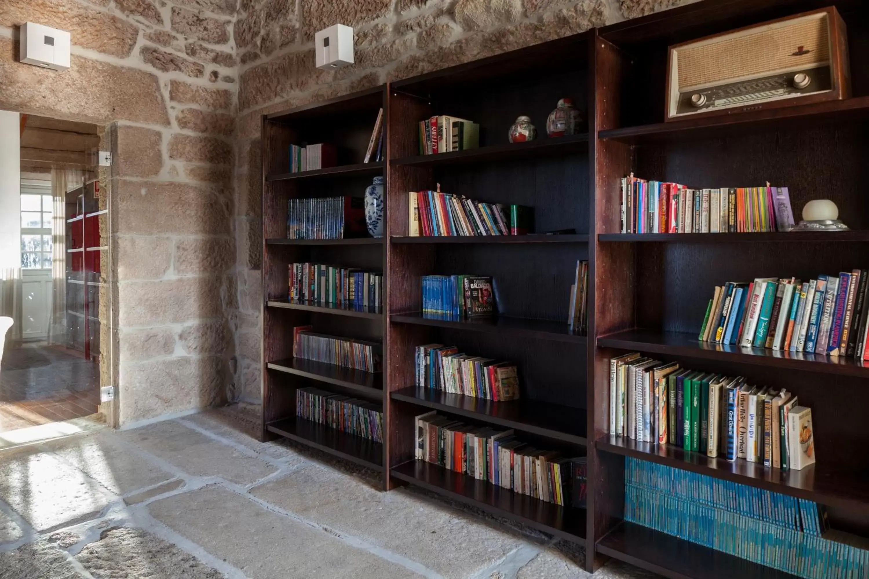 Library in Casas Novas Countryside Hotel Spa & Events