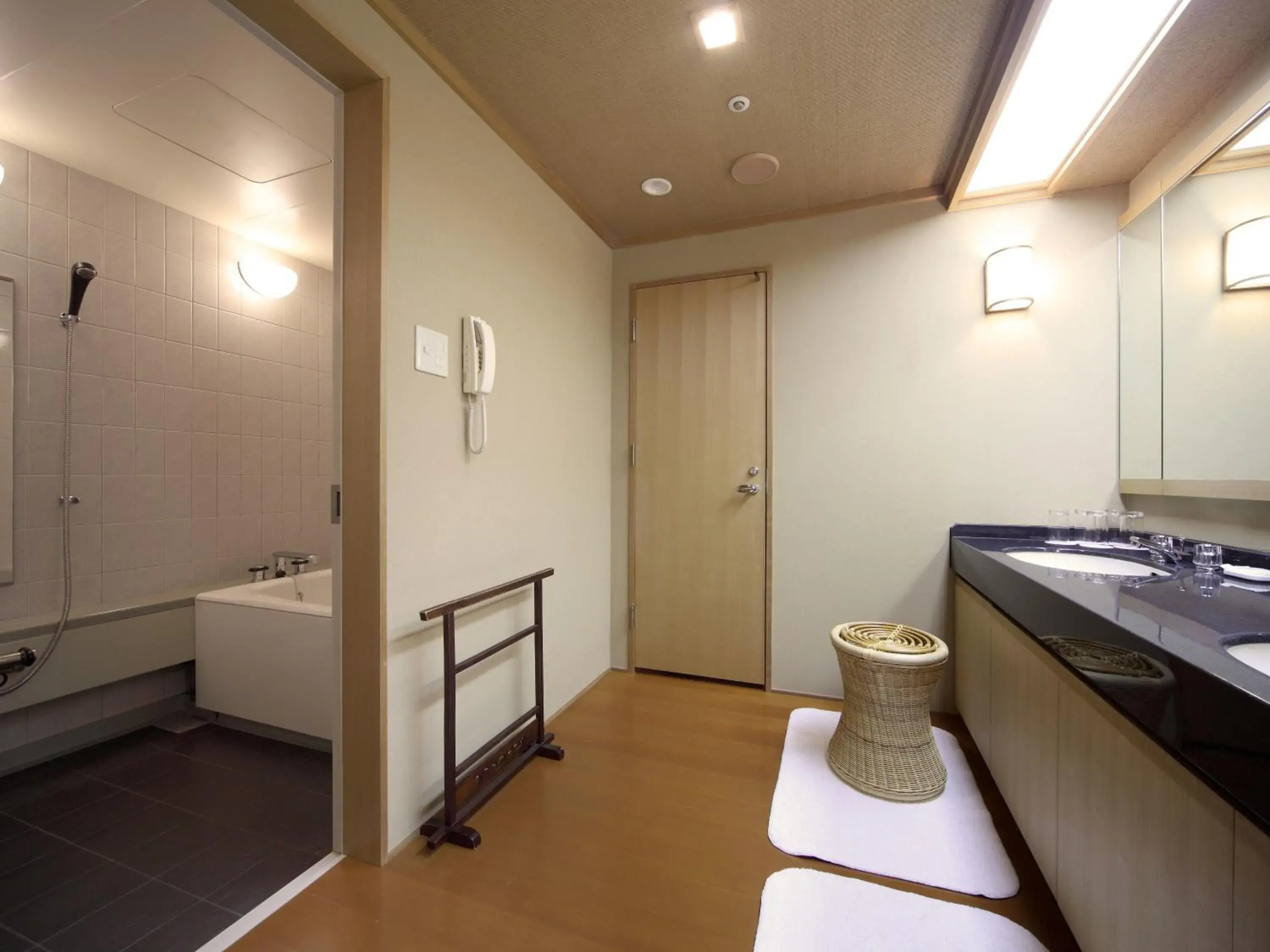 Bathroom, Spa/Wellness in Gifu Miyako Hotel
