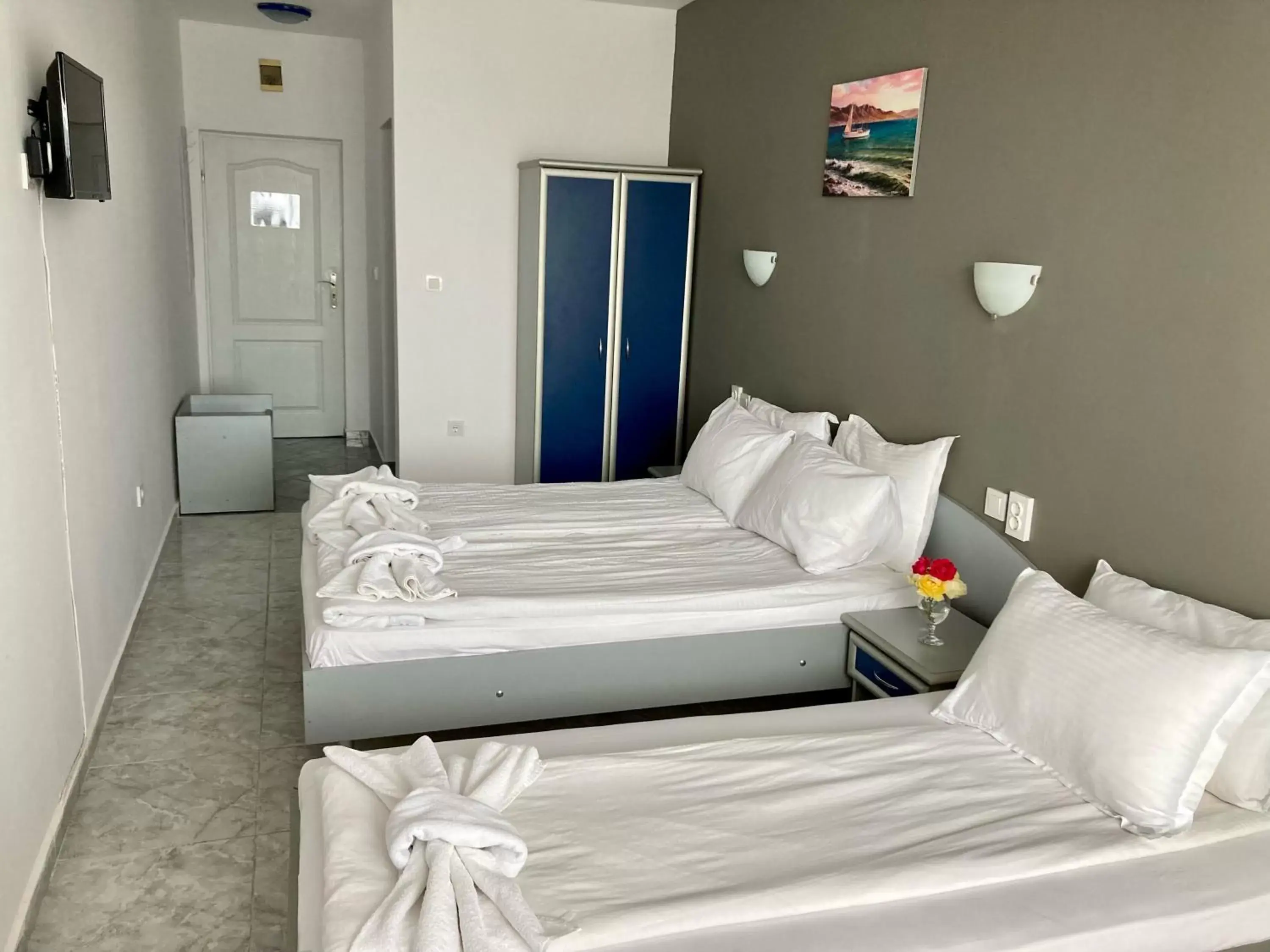 Triple Room with Balcony in Plovdiv Hotel Triple Room with Balcony in Plovdiv Hotel