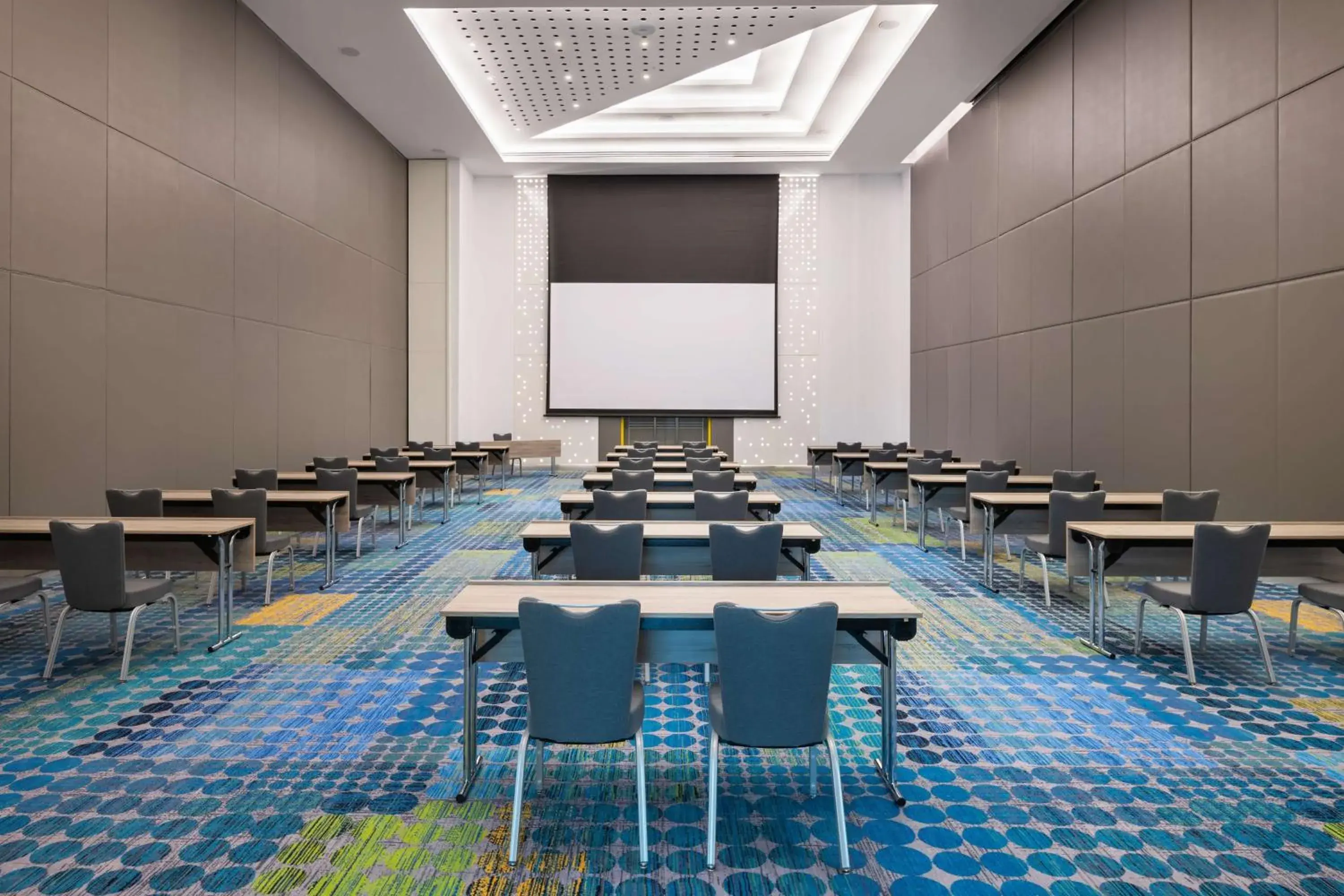 Meeting/conference room in Radisson RED Dubai Silicon Oasis